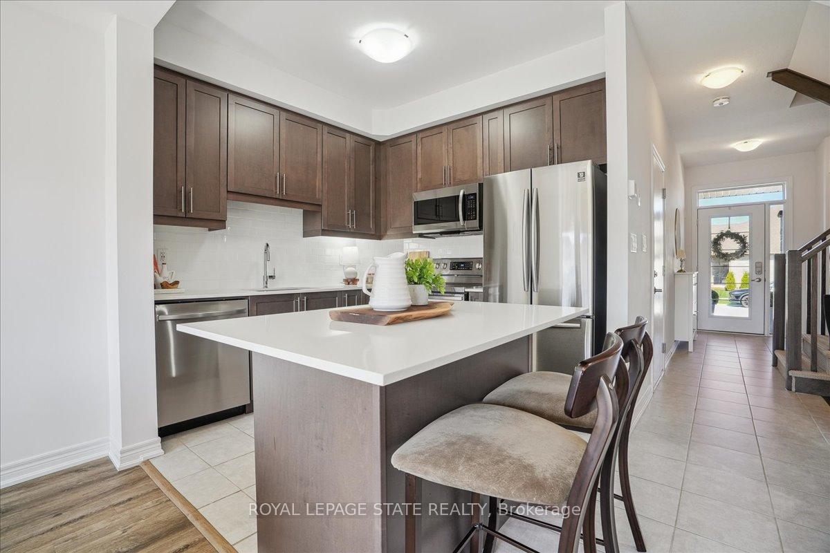 Photo 25 of 101 Tom Brown Drive, Brant, Paris — HOMEH
