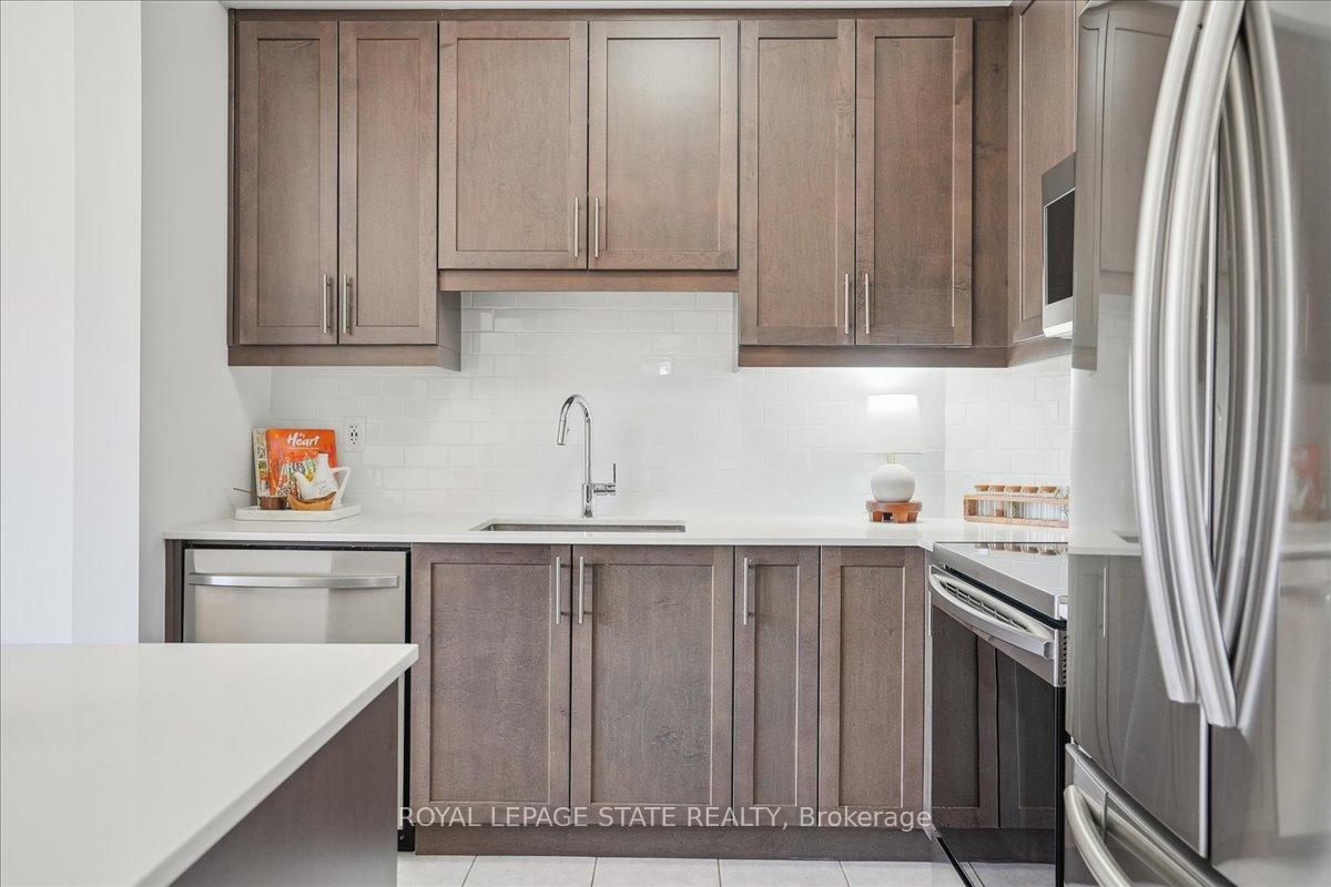 Photo 23 of 101 Tom Brown Drive, Brant, Paris — HOMEH