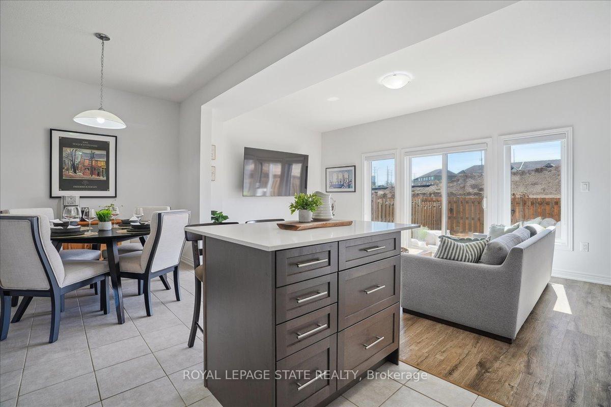Photo 26 of 101 Tom Brown Drive, Brant, Paris — HOMEH