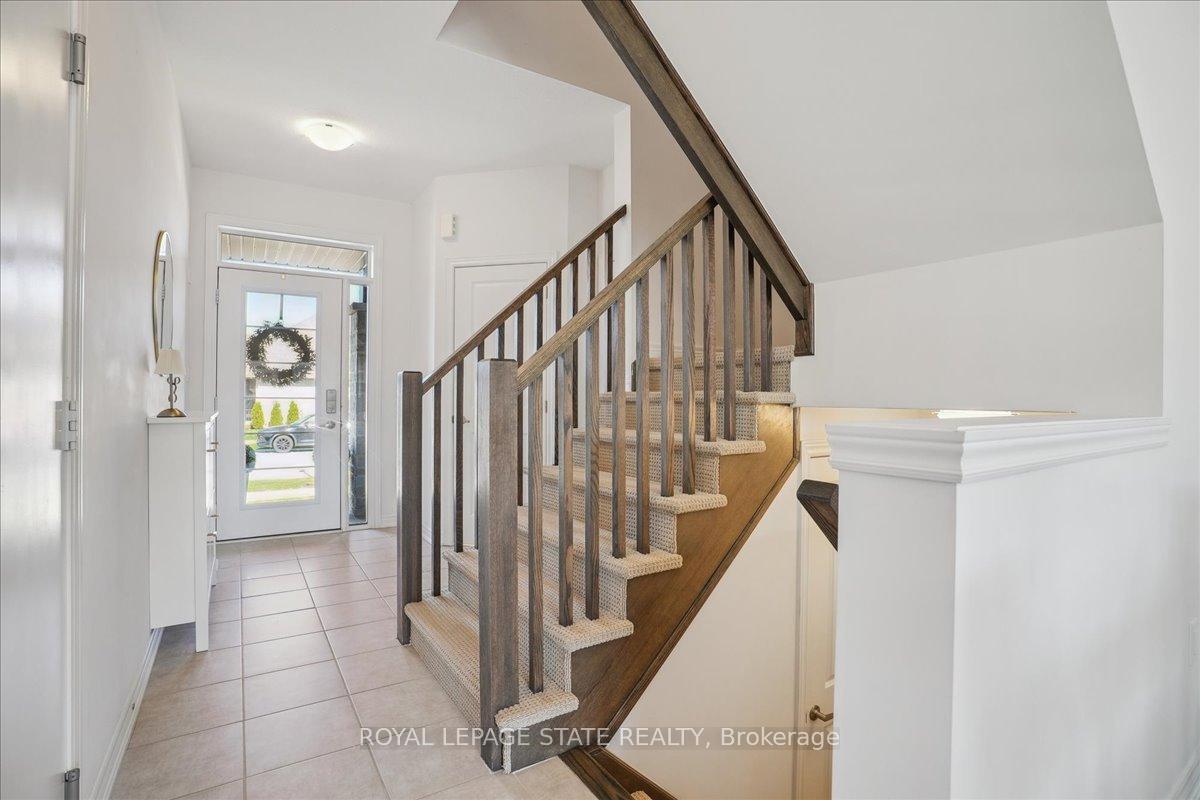 Photo 28 of 101 Tom Brown Drive, Brant, Paris — HOMEH