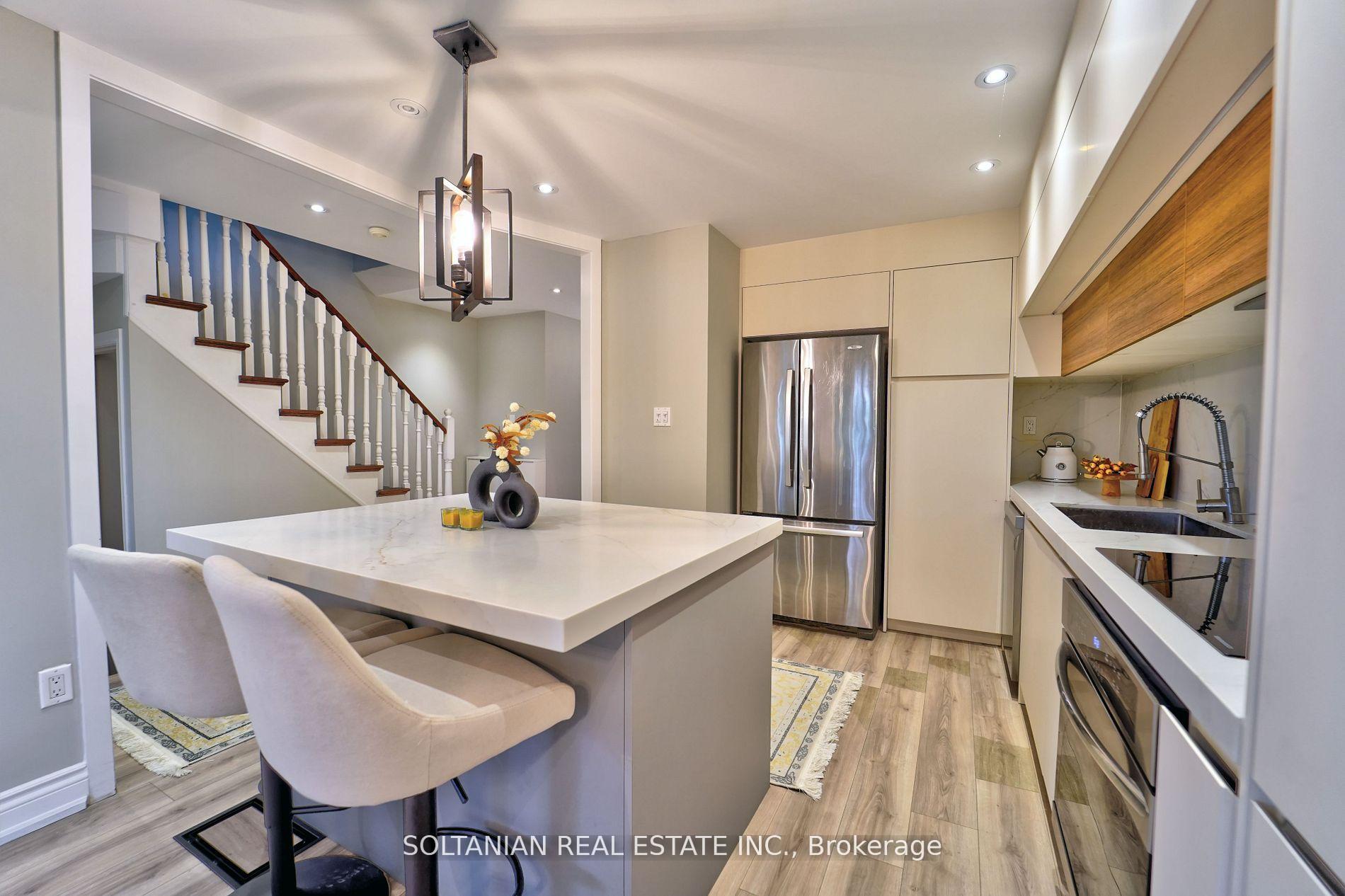 Photo 7 of 79 Milloy Place, Aurora, Aurora Grove — HOMEH