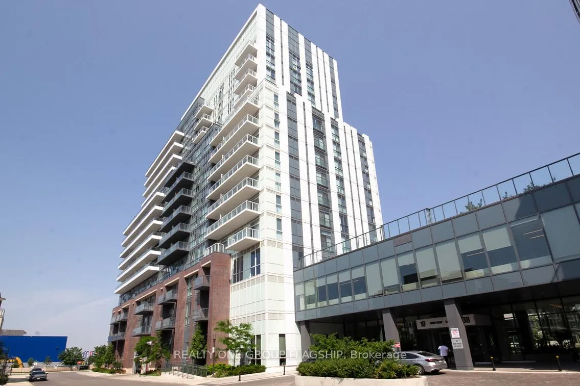 Front of Unit 308, 38 Honeycrisp Crescent