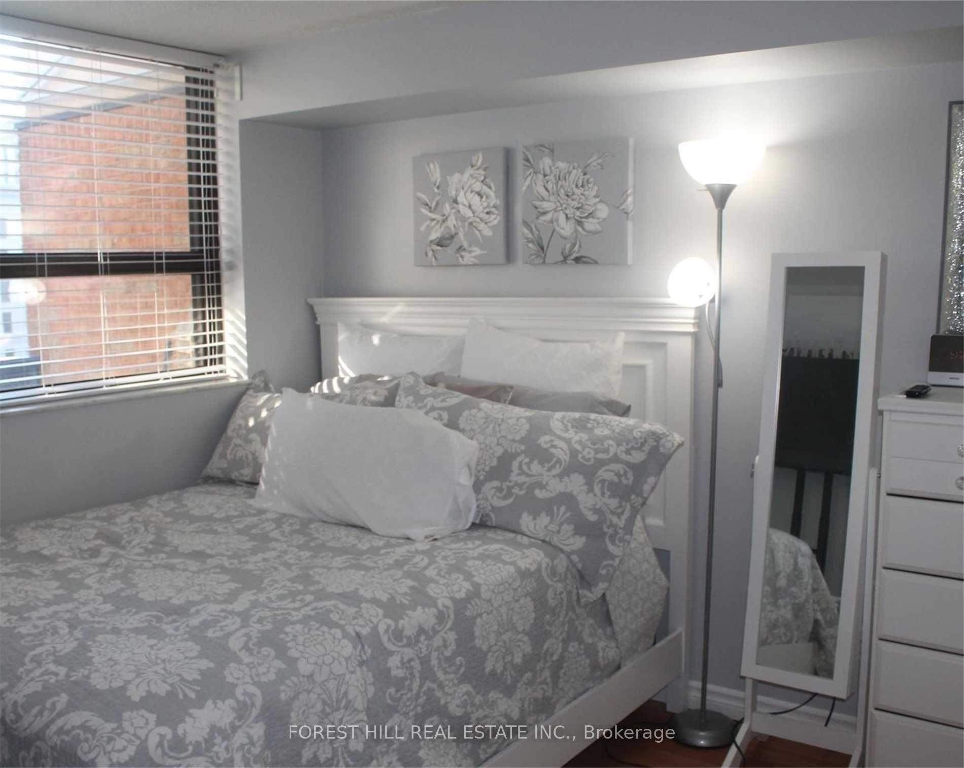 Photo 8 of Unit 932, 60 St Patrick Street, Toronto, Kensington-Chinatown — HOMEH