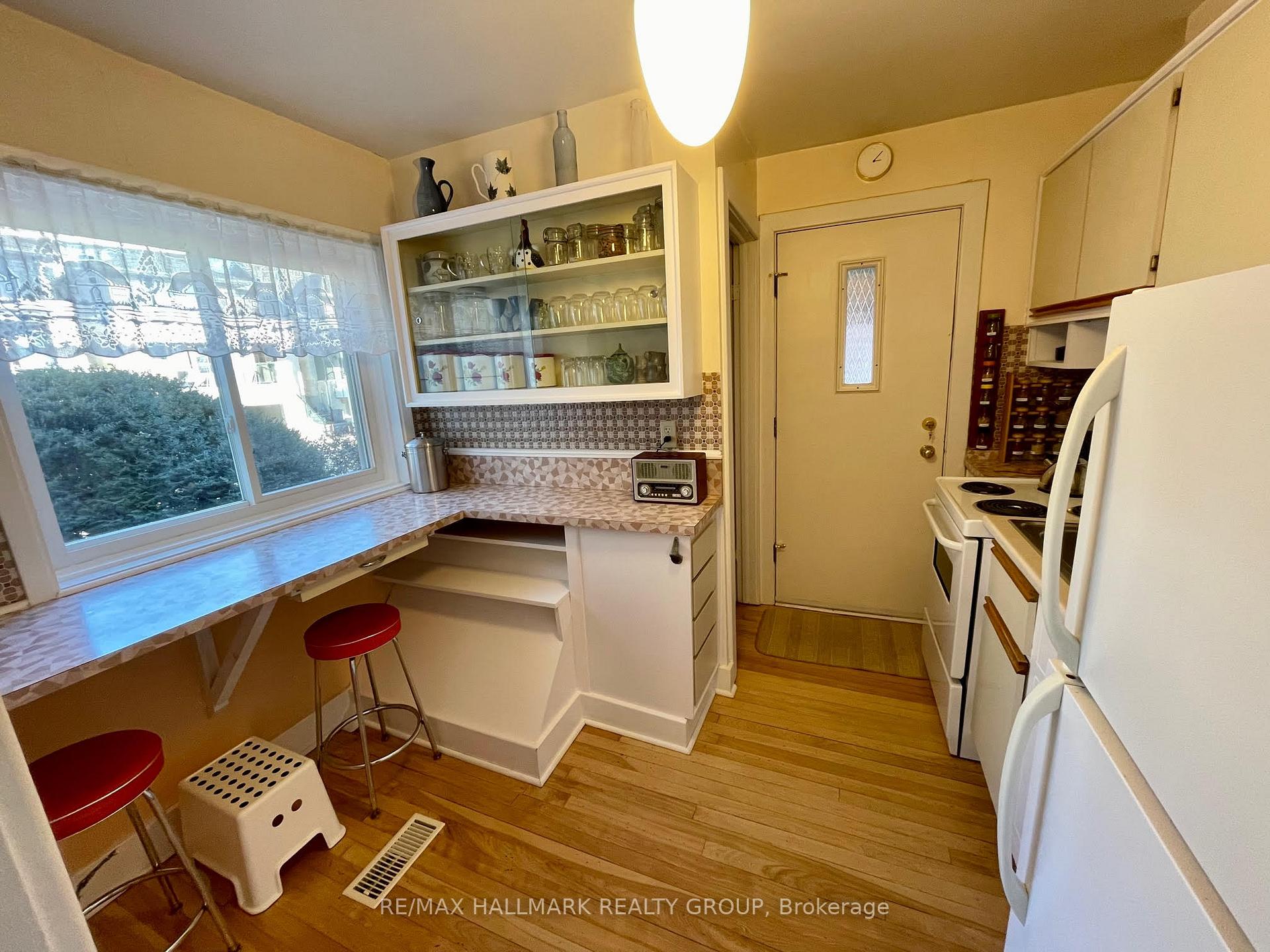 Photo 5 of 112 Clegg Street, Ottawa, Ottawa East — HOMEH