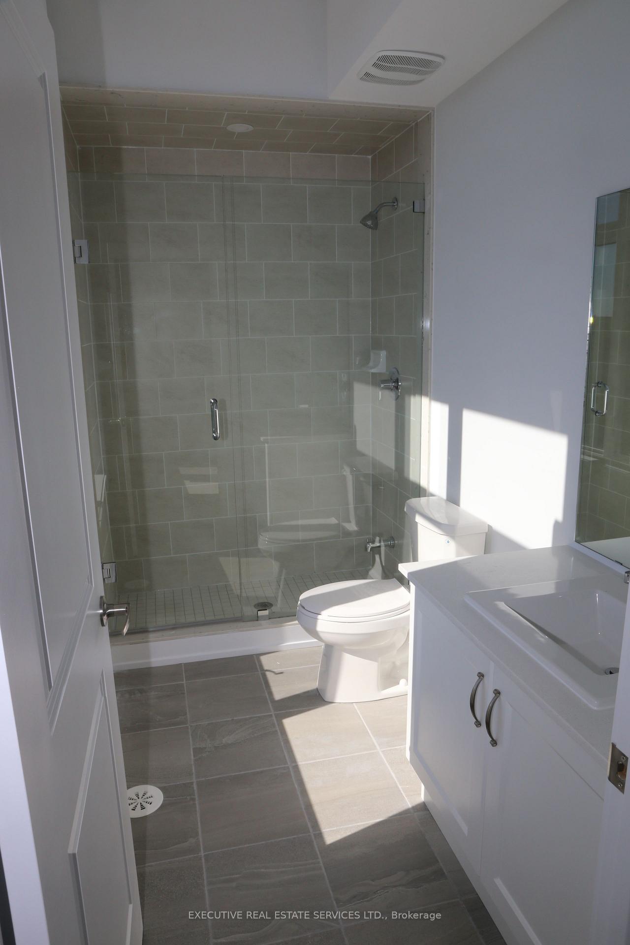 Photo 5 of Unit U239, 9580 Islington Avenue, Vaughan, Sonoma Heights — HOMEH