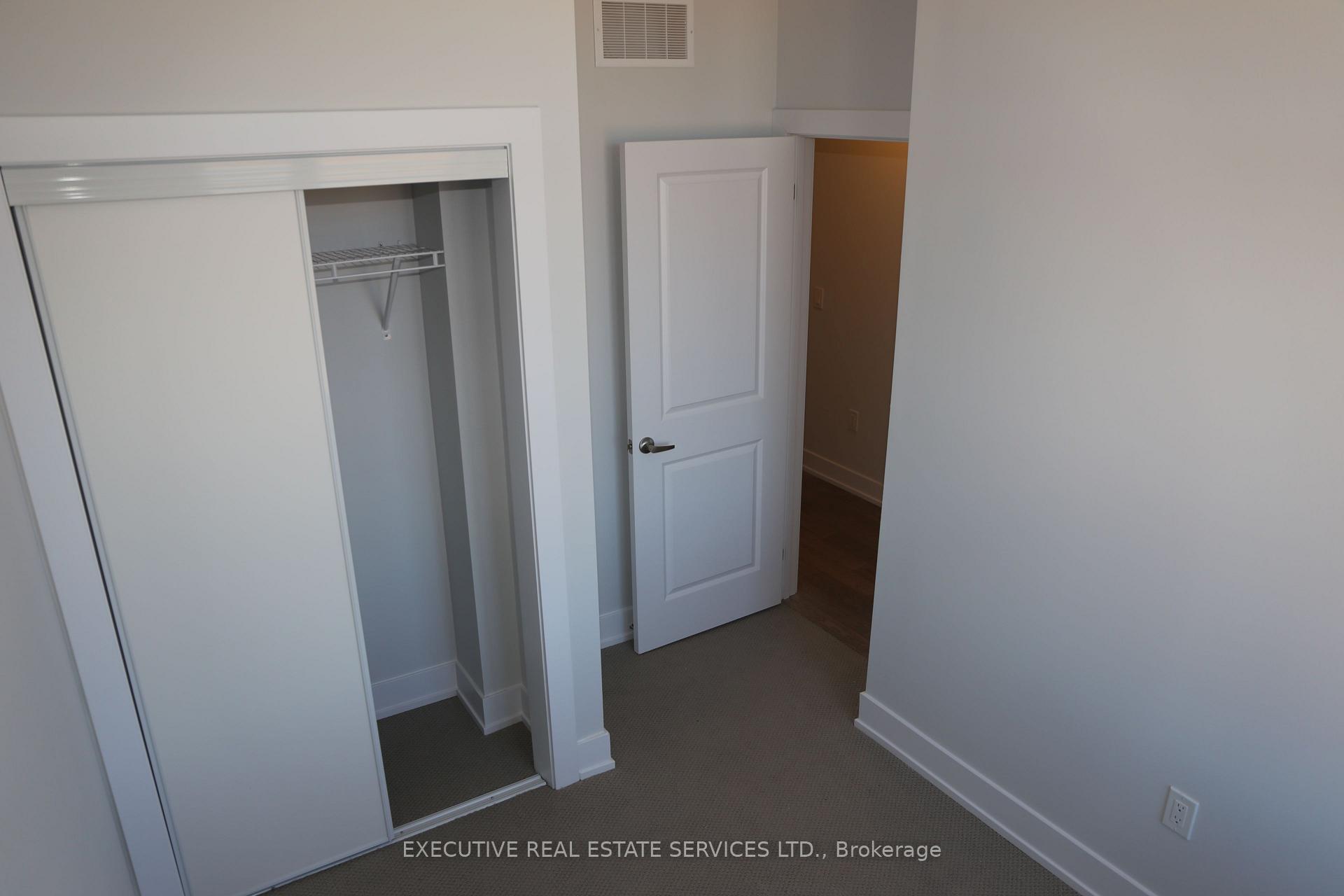 Photo 7 of Unit U239, 9580 Islington Avenue, Vaughan, Sonoma Heights — HOMEH