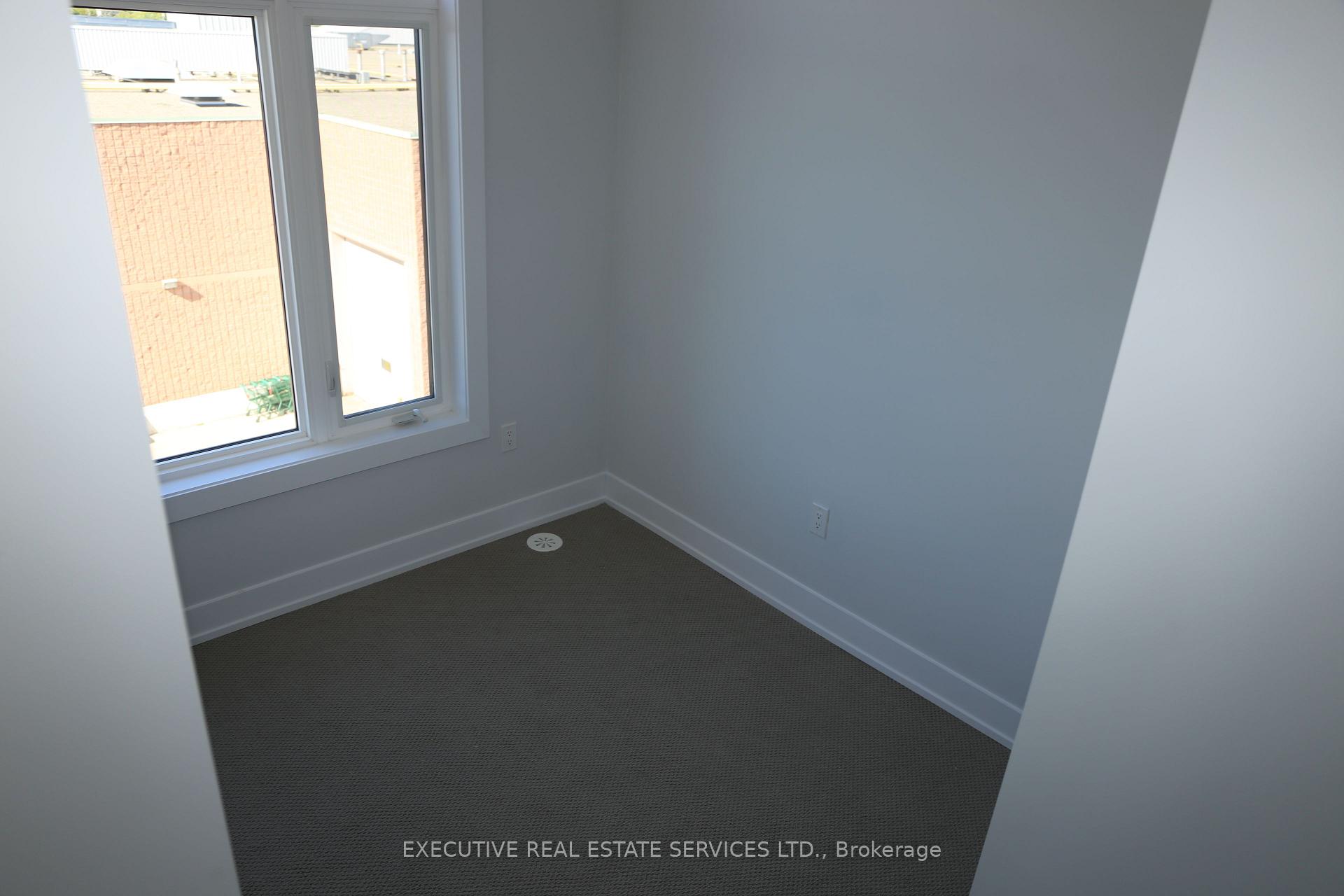Photo 8 of Unit U239, 9580 Islington Avenue, Vaughan, Sonoma Heights — HOMEH
