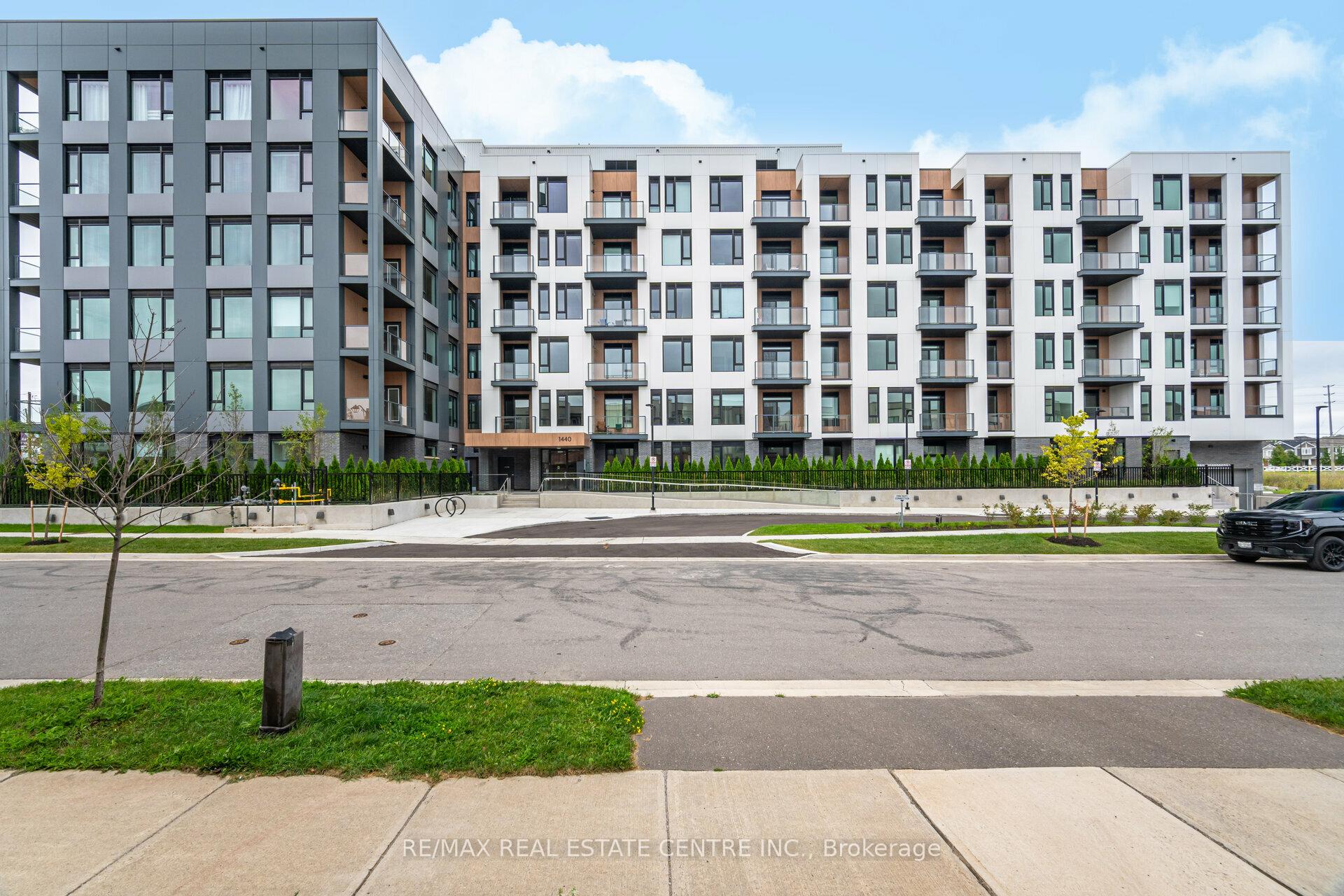 Front of Unit 213, 1440 Clarriage Court