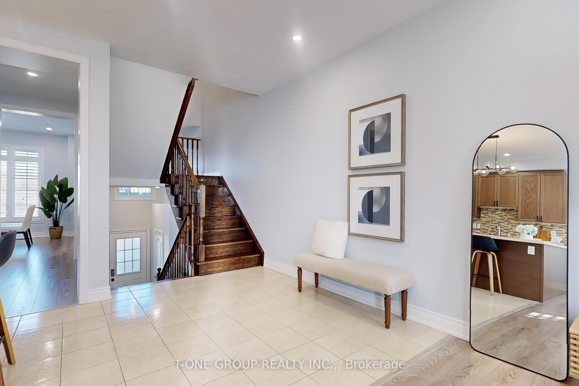Photo 9 of 37 Quarrie Lane, Ajax, Northwest Ajax — HOMEH