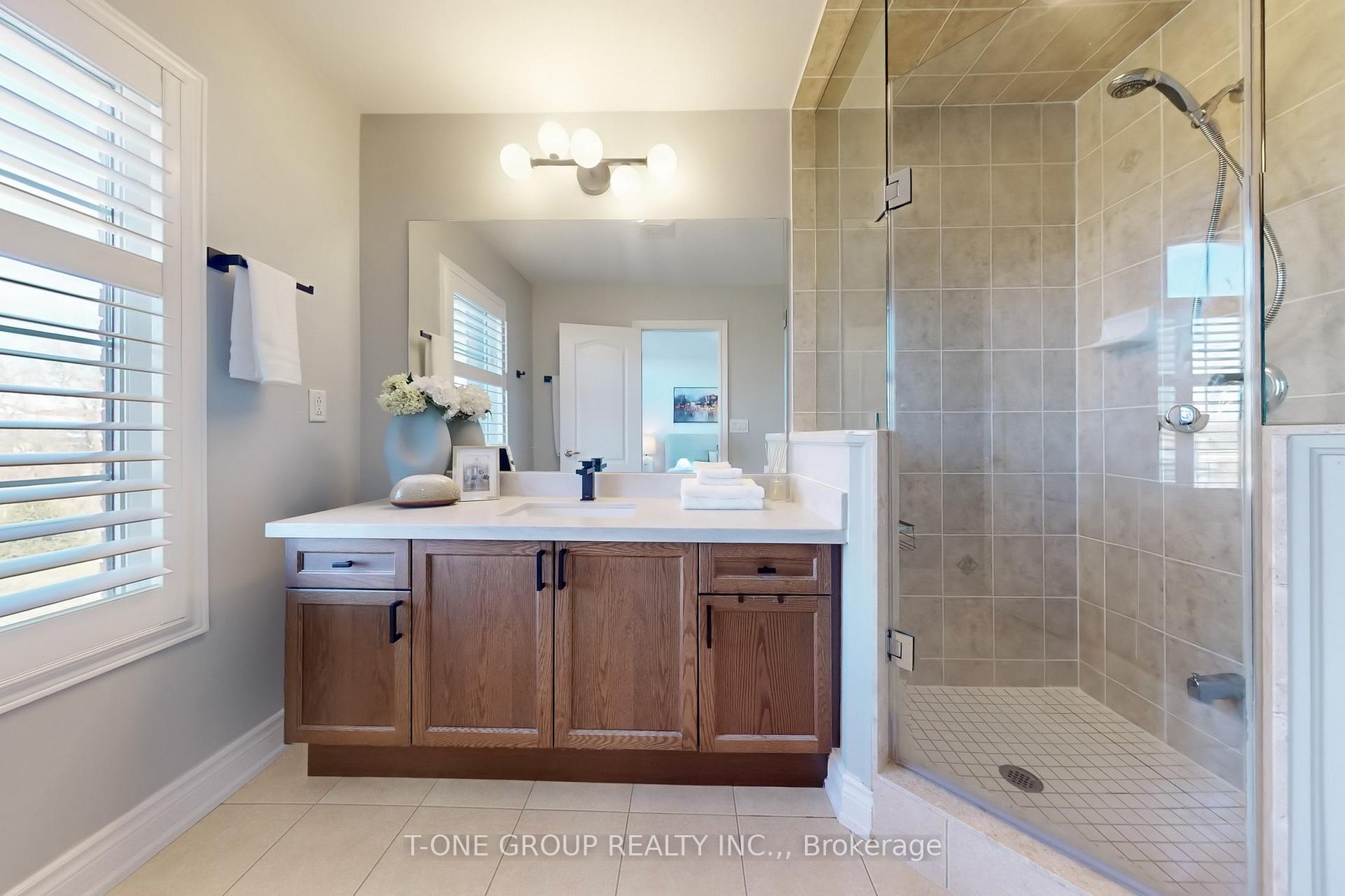 Photo 20 of 37 Quarrie Lane, Ajax, Northwest Ajax — HOMEH