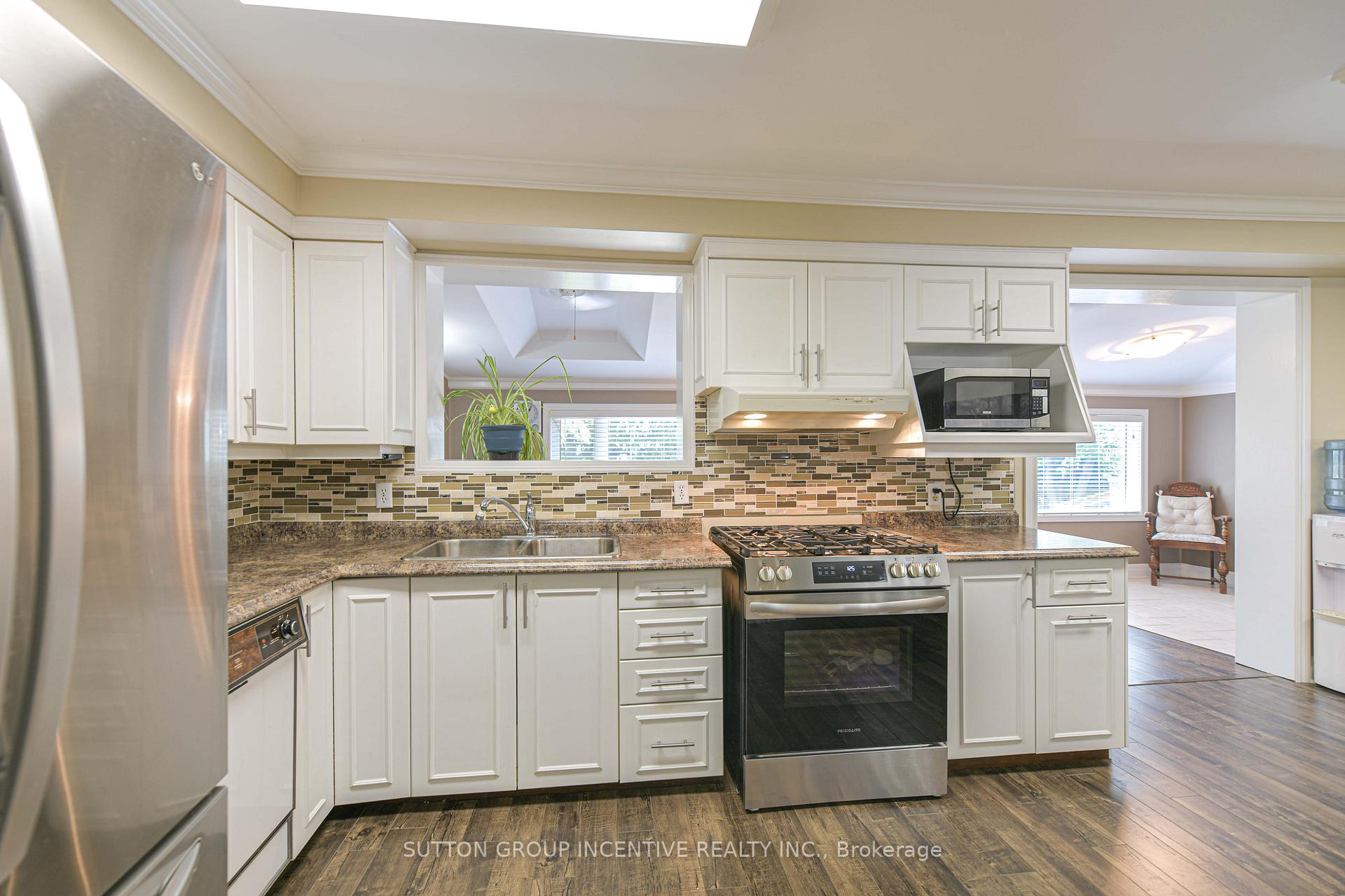 Photo 15 of 37 Daphne Crescent, Barrie, Cundles East — HOMEH