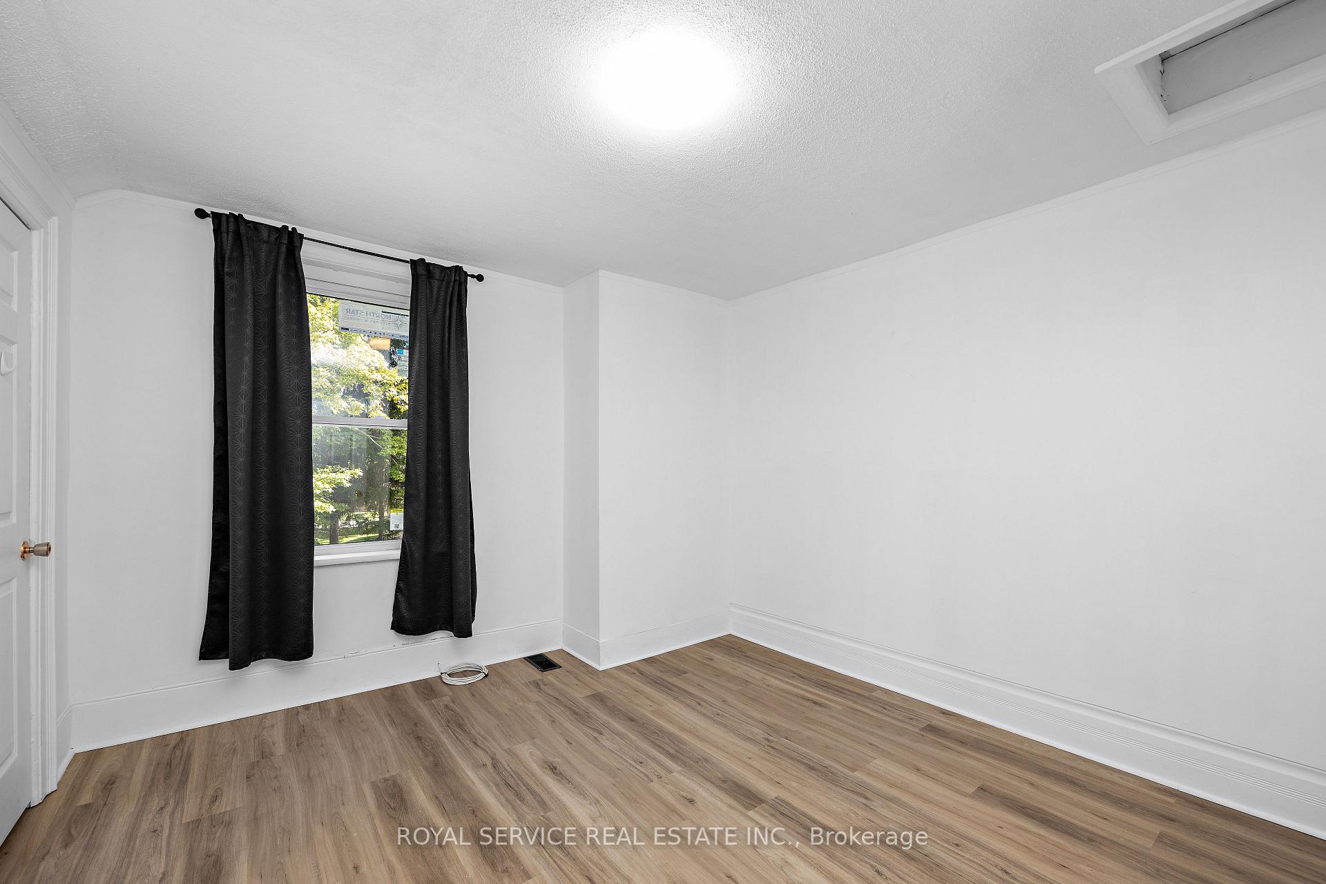 Photo 43 of 73 King Street W, Cavan Monaghan, Millbrook Village — HOMEH