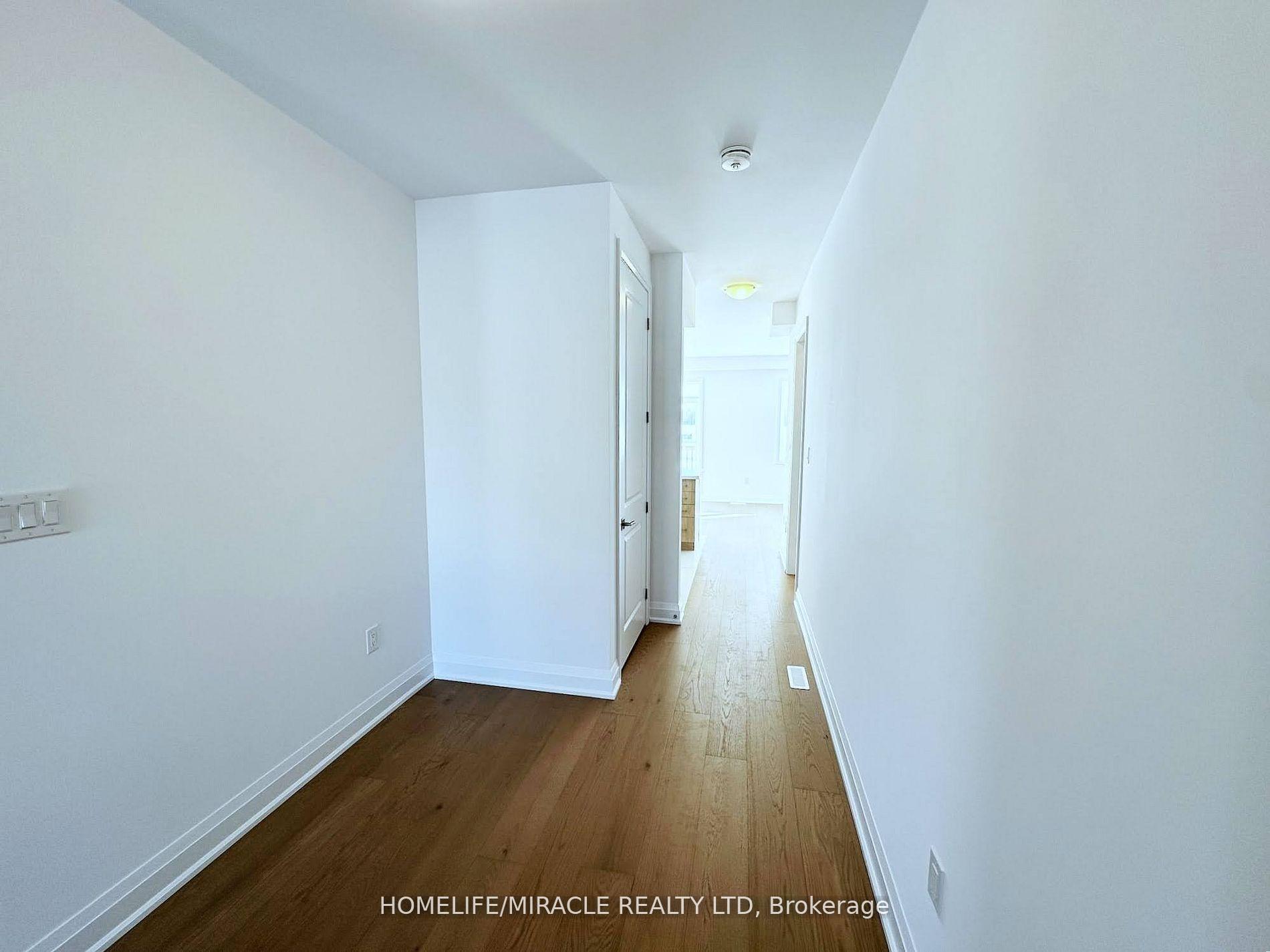 Photo 19 of 25 Gateway Drive, Barrie, Rural Barrie Southeast — HOMEH