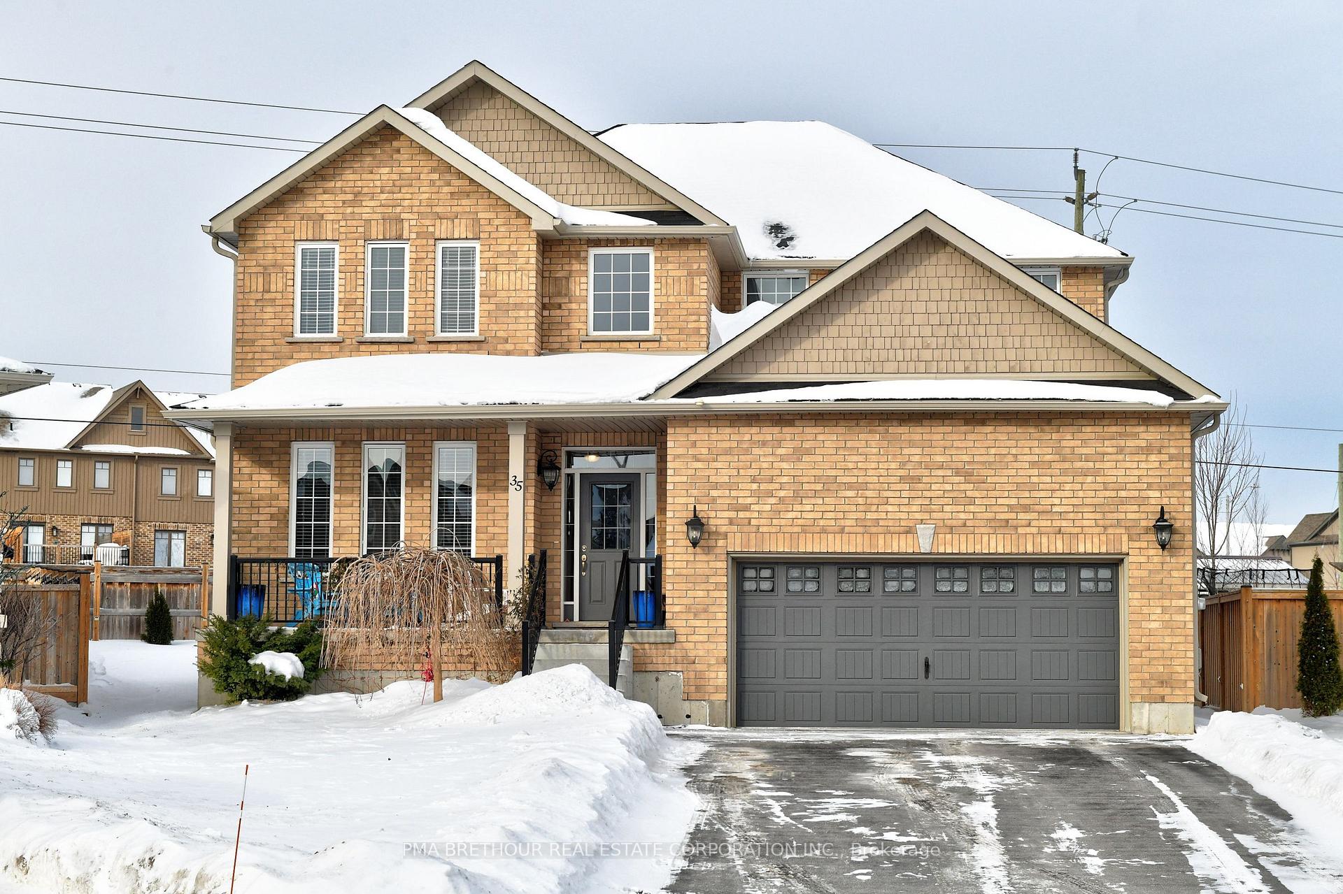 Photo 1 of 35 Lockerbie Crescent, Collingwood — HOMEH