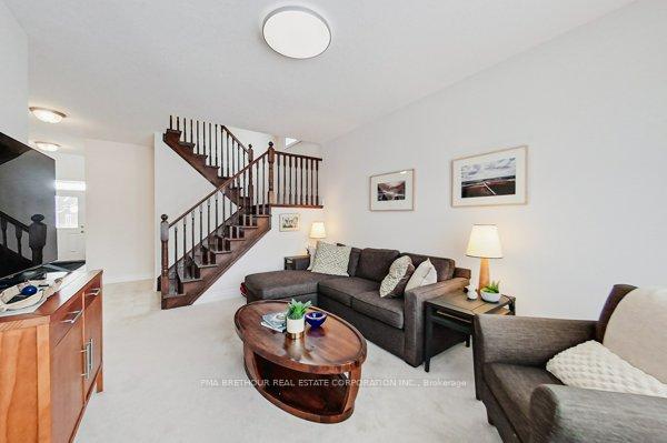 Photo 9 of 35 Lockerbie Crescent, Collingwood — HOMEH
