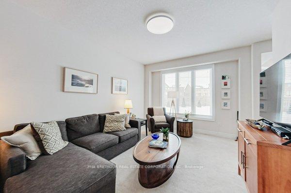 Photo 10 of 35 Lockerbie Crescent, Collingwood — HOMEH