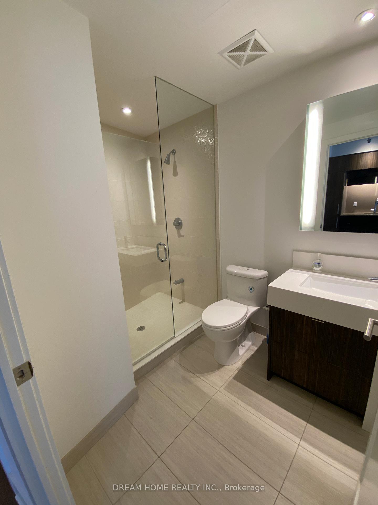 Photo 6 of Unit 3009, 10 York Street, Toronto, Waterfront Communities — HOMEH