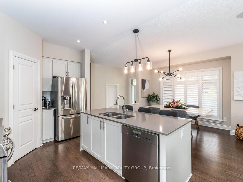 Photo 15 of 530 Earnscliffe Grove, Ottawa, Riverside South/Gloucester Glen — HOMEH