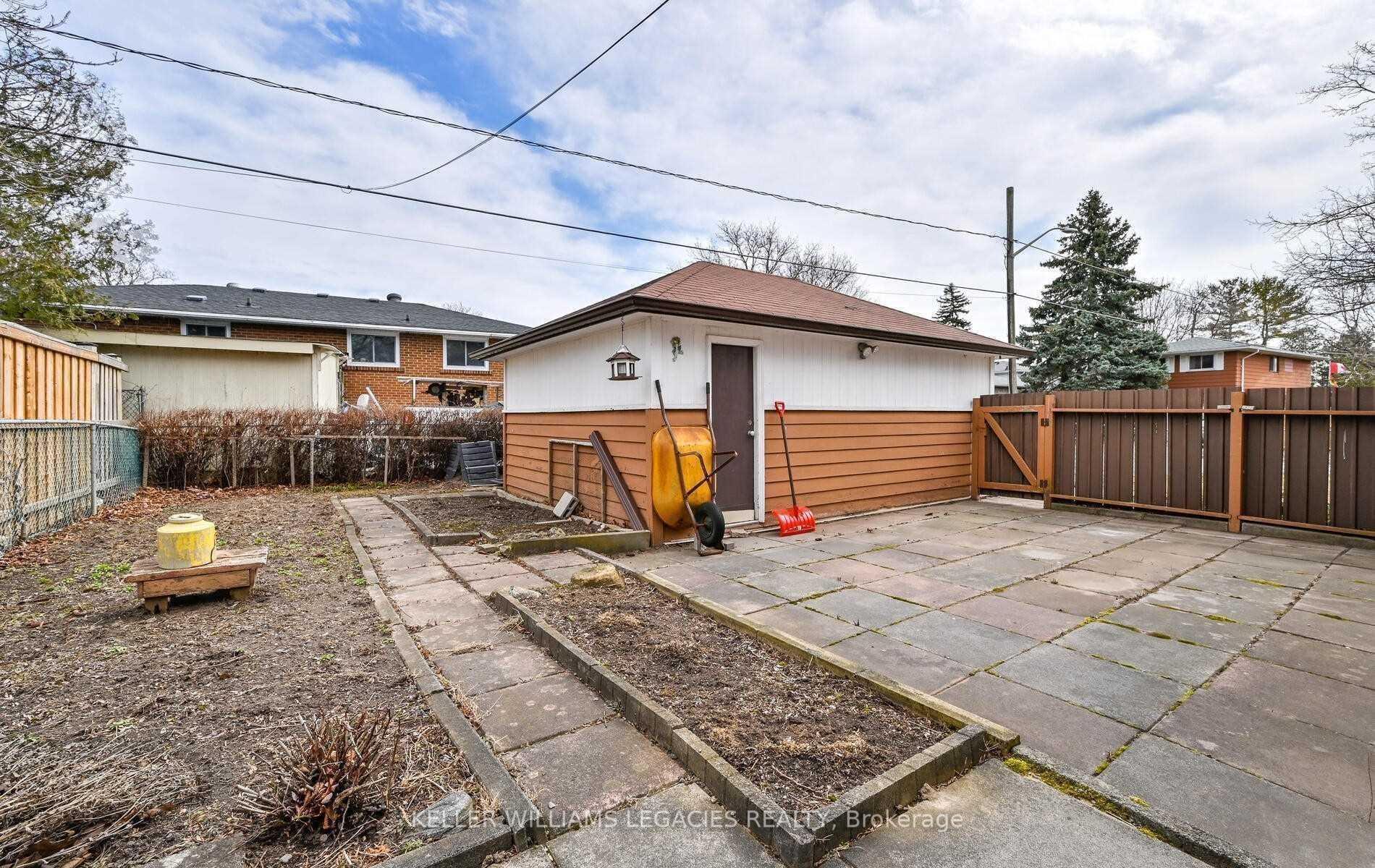 Photo 16 of Unit Main, 110 Clements Road E, Ajax, South East — HOMEH