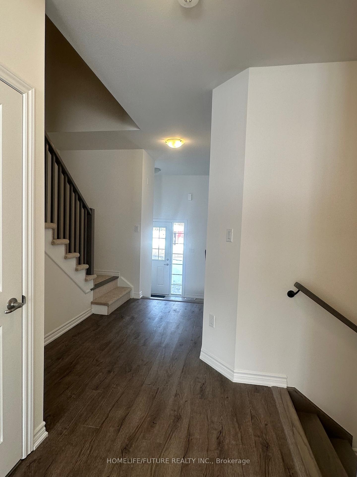 Photo 5 of 390 McEachern Lane, Gravenhurst, Muskoka (S) — HOMEH