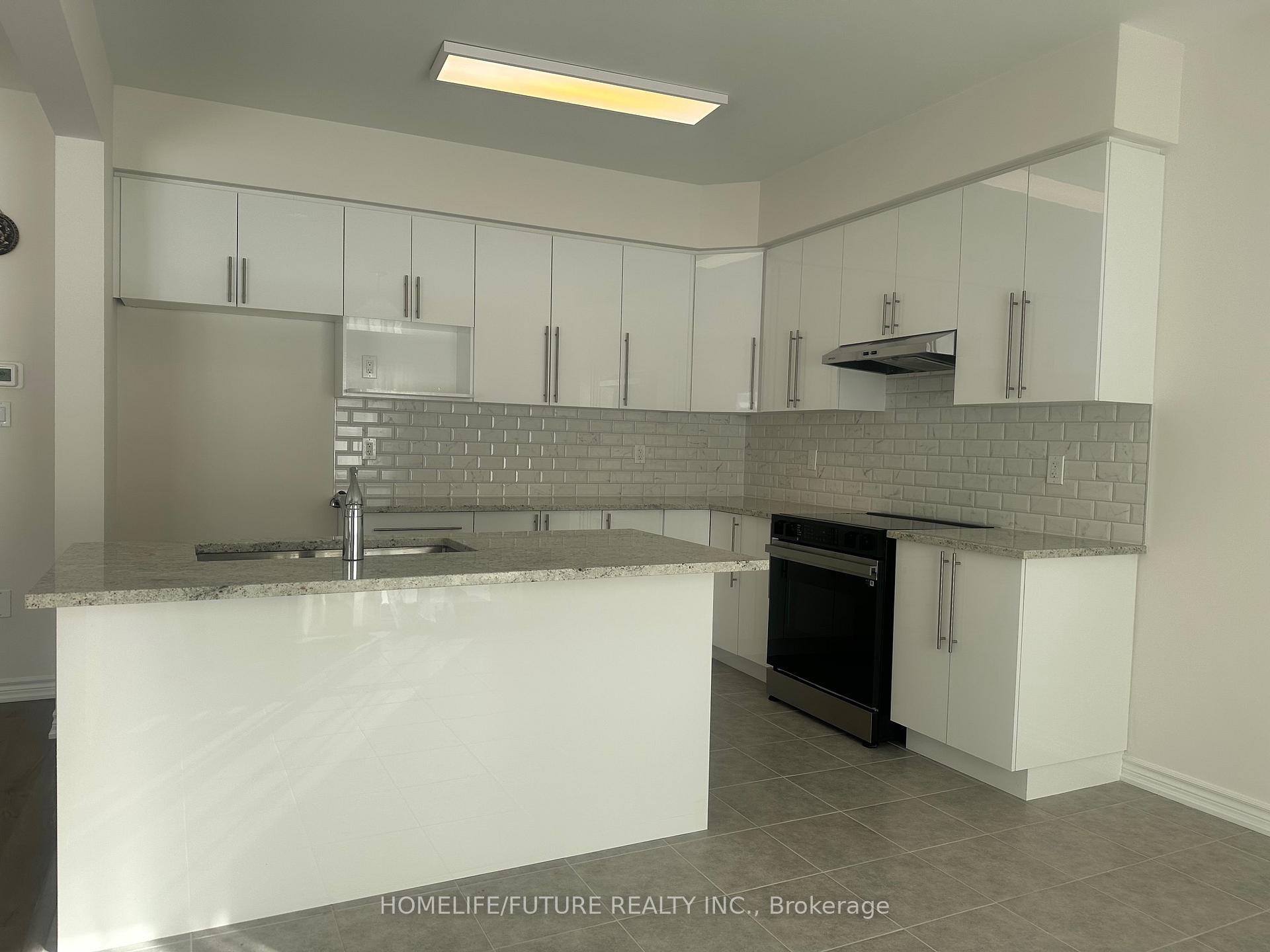 Photo 6 of 390 McEachern Lane, Gravenhurst, Muskoka (S) — HOMEH