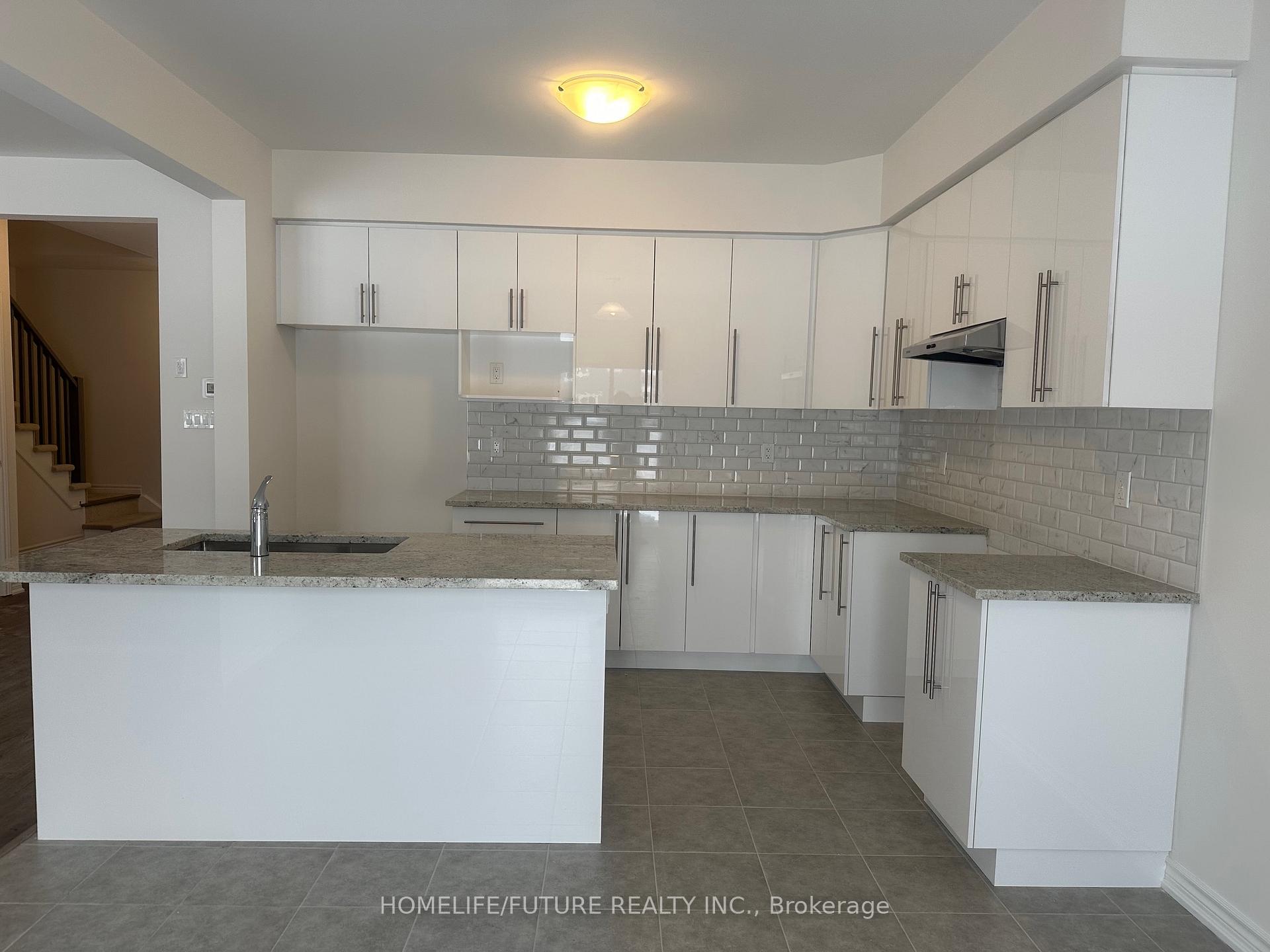 Photo 11 of 390 McEachern Lane, Gravenhurst, Muskoka (S) — HOMEH