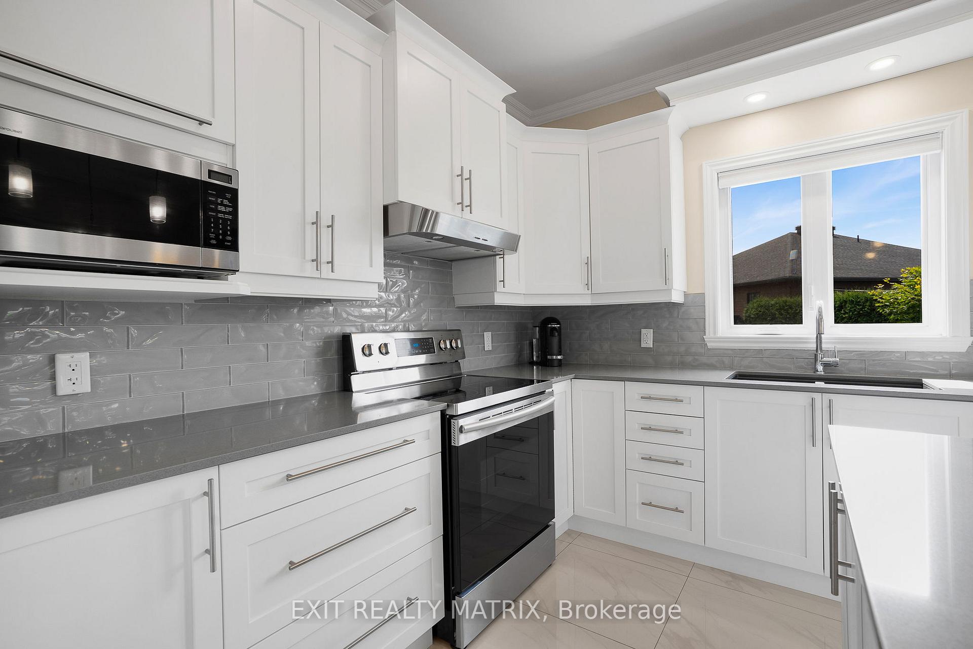 Photo 7 of 16 Julien Street, Champlain, L'Orignal — HOMEH