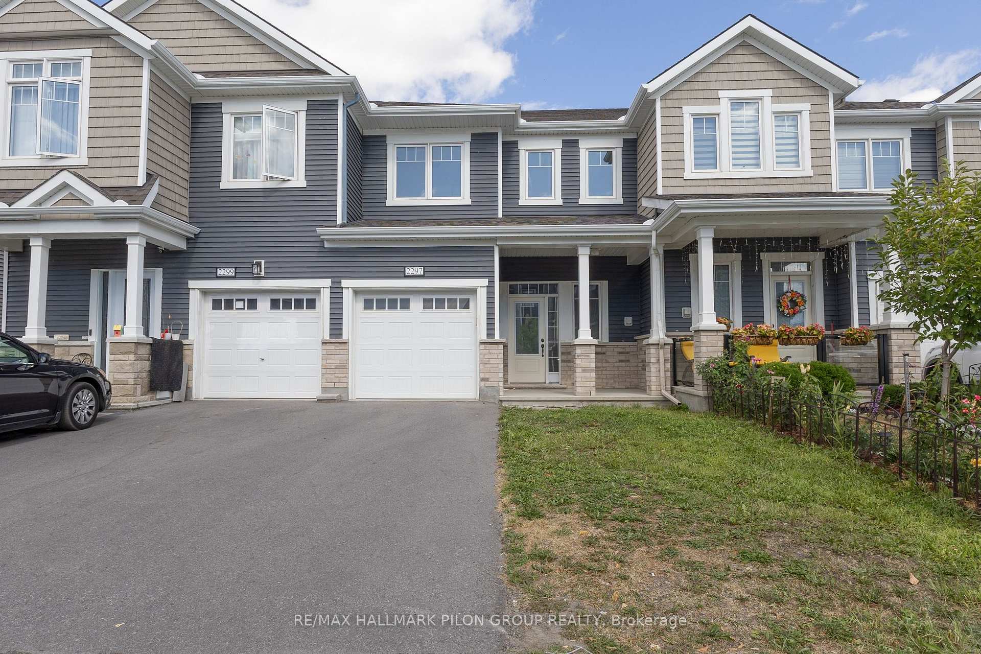 Photo 1 of 2297 Watercolours Way, Ottawa, Barrhaven - Half Moon Bay — HOMEH