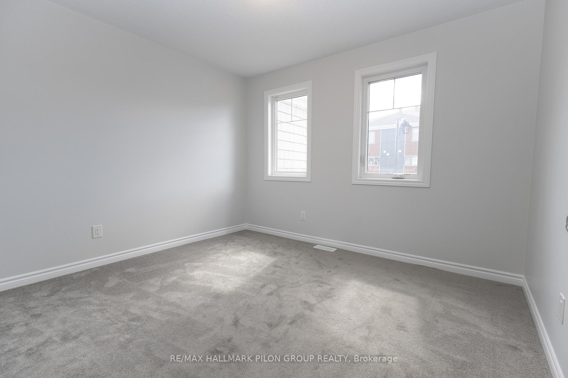 Photo 14 of 2297 Watercolours Way, Ottawa, Barrhaven - Half Moon Bay — HOMEH