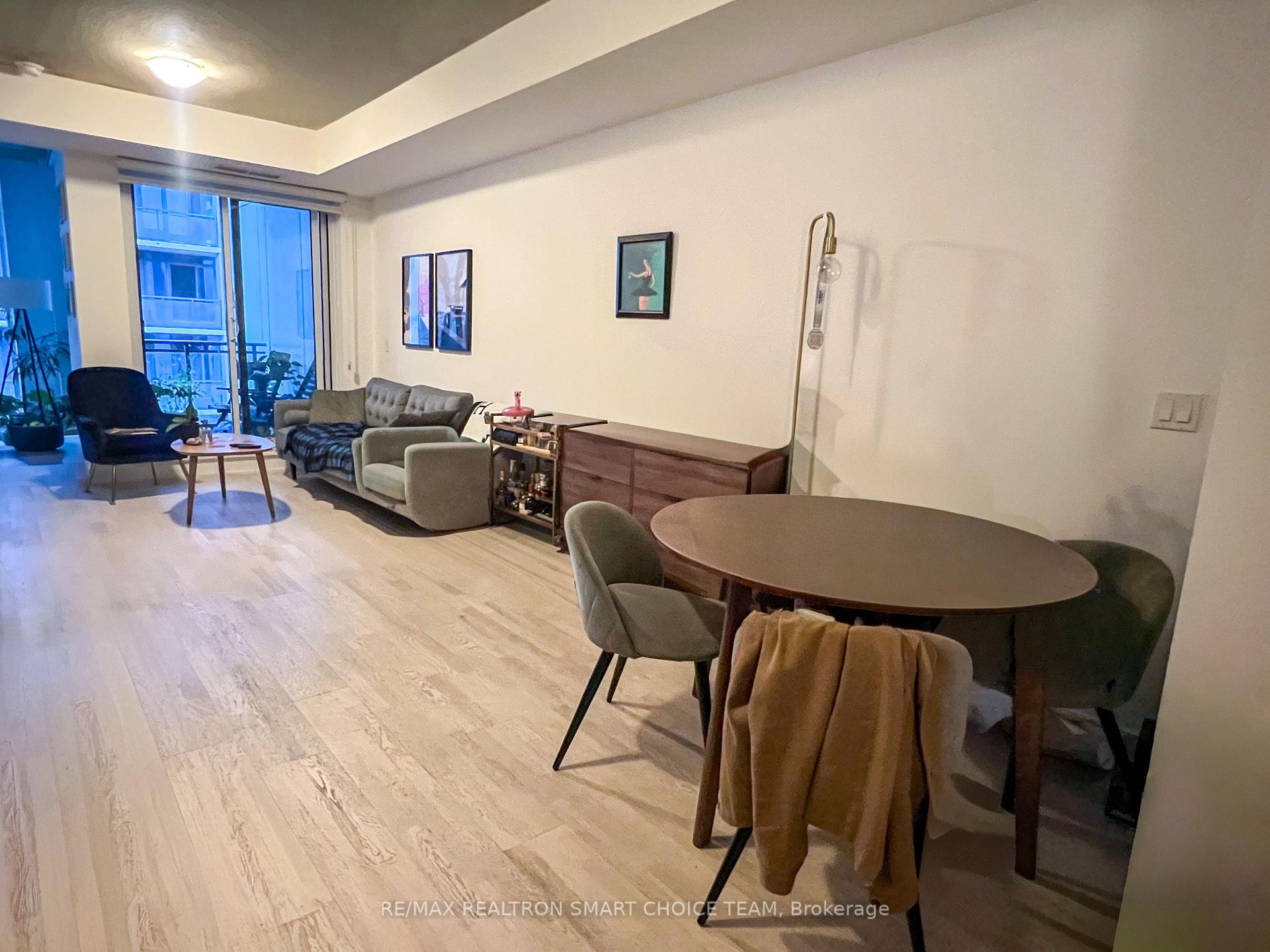 Photo 4 of Unit 603, 20 Gladstone Avenue, Toronto, Little Portugal — HOMEH