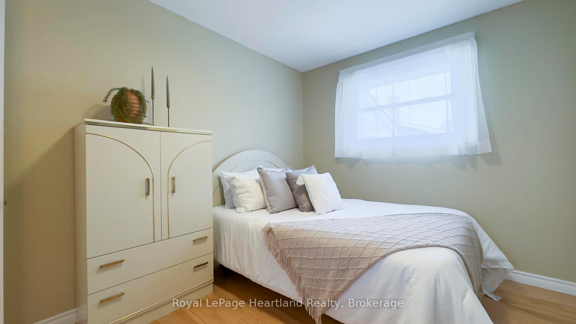 Photo 12 of 191 Wellington Street S, Goderich, Goderich (Town) — HOMEH