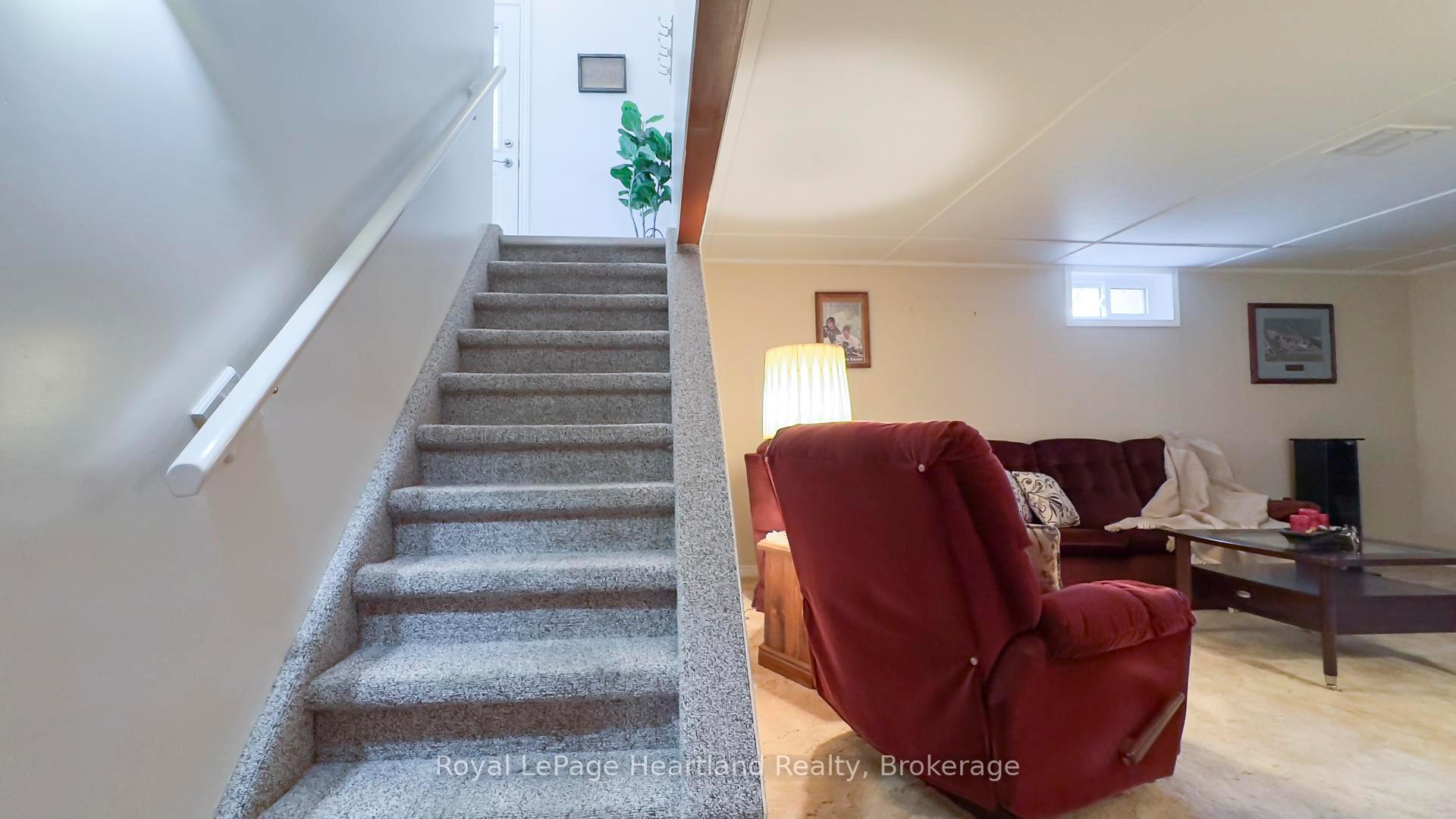 Photo 20 of 191 Wellington Street S, Goderich, Goderich (Town) — HOMEH