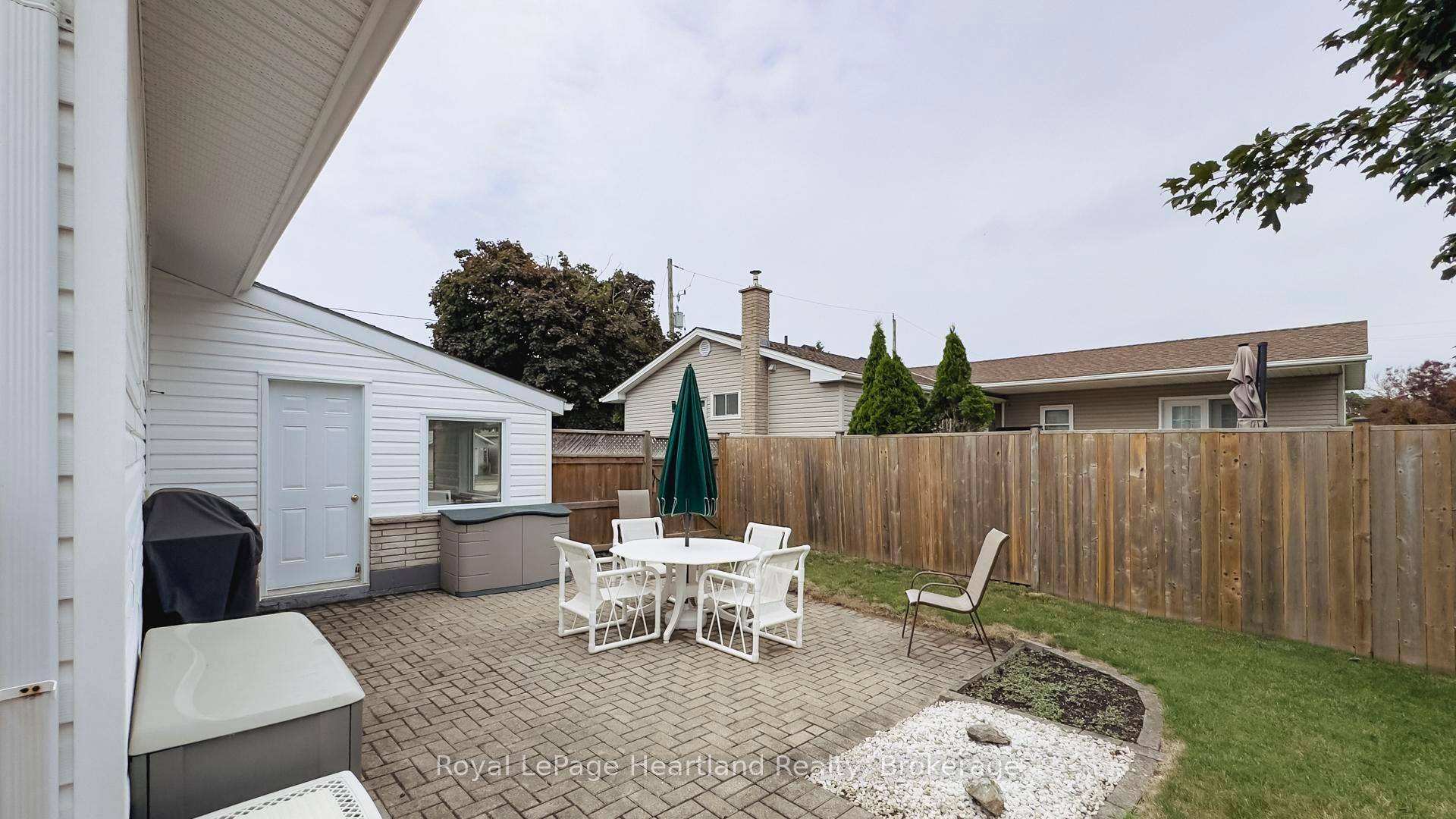 Photo 35 of 191 Wellington Street S, Goderich, Goderich (Town) — HOMEH