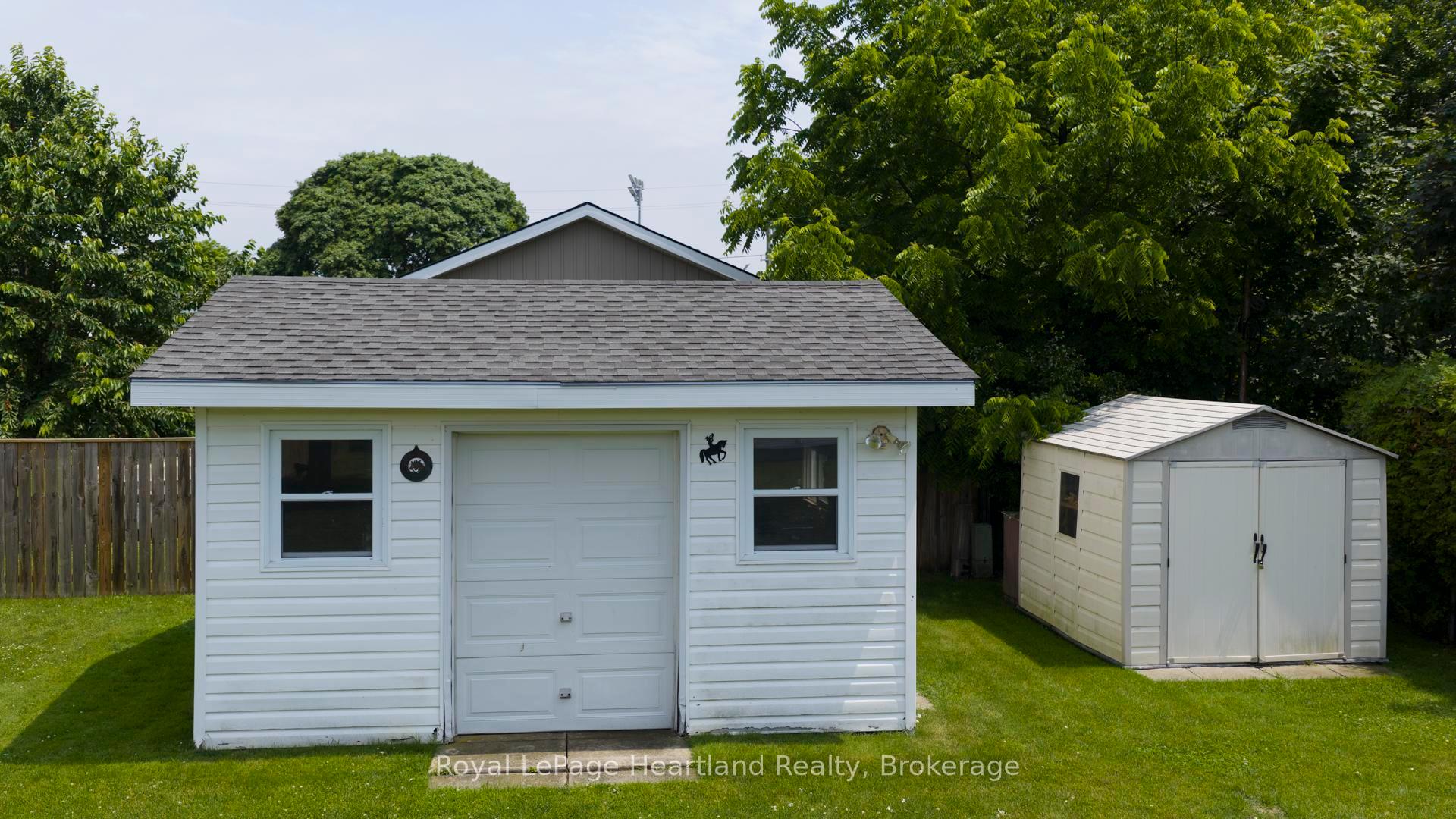 Photo 37 of 191 Wellington Street S, Goderich, Goderich (Town) — HOMEH