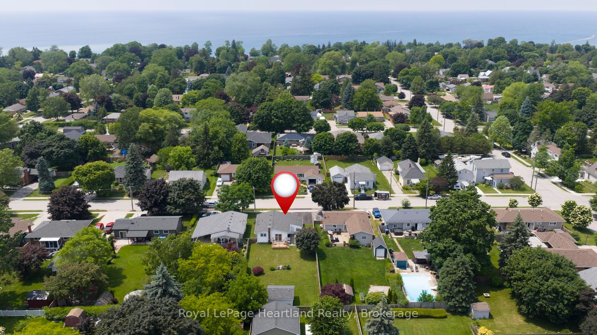 Photo 42 of 191 Wellington Street S, Goderich, Goderich (Town) — HOMEH