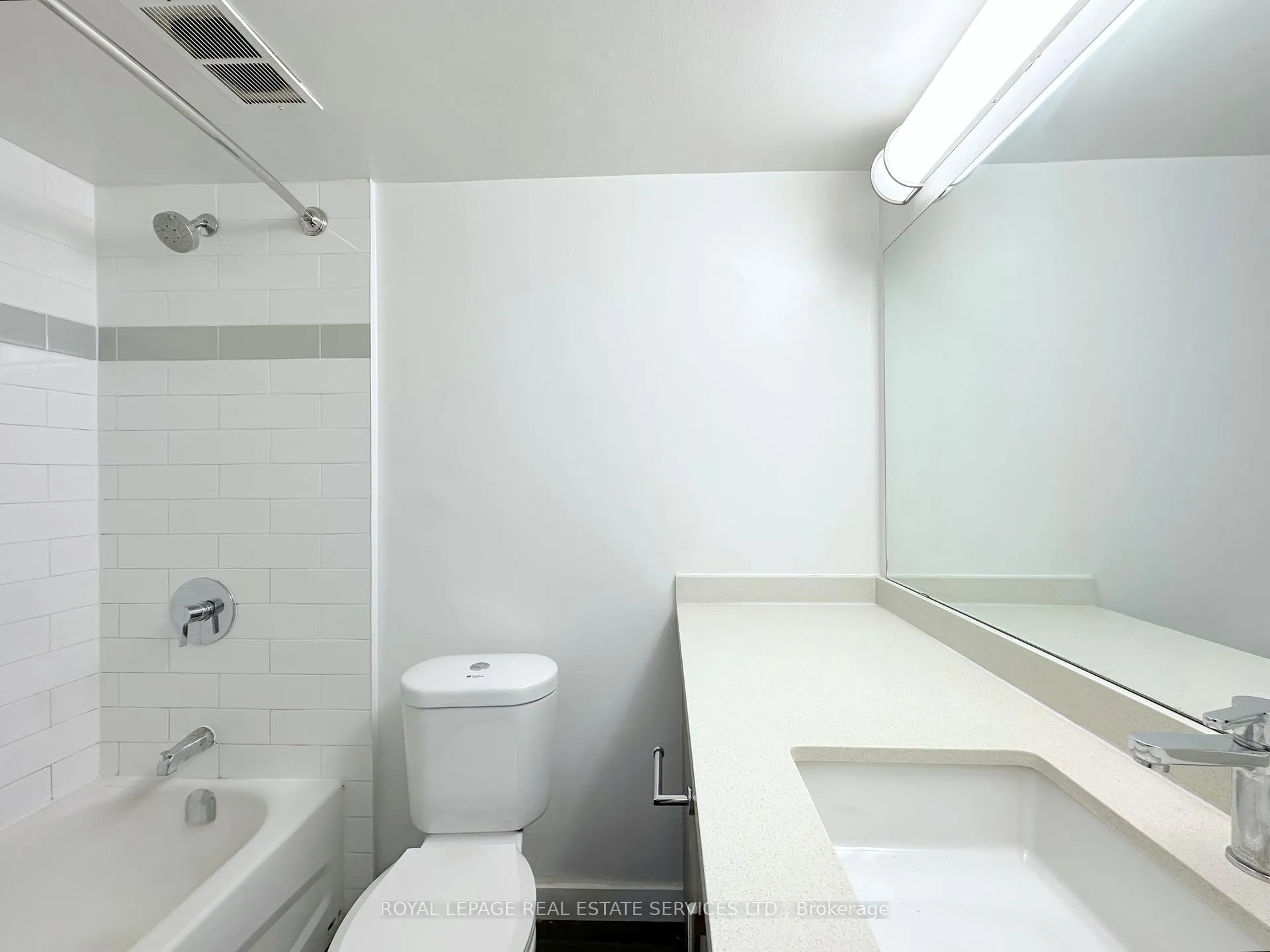Photo 10 of Unit 2109, 2575 Danforth Avenue, Toronto, East End-Danforth — HOMEH