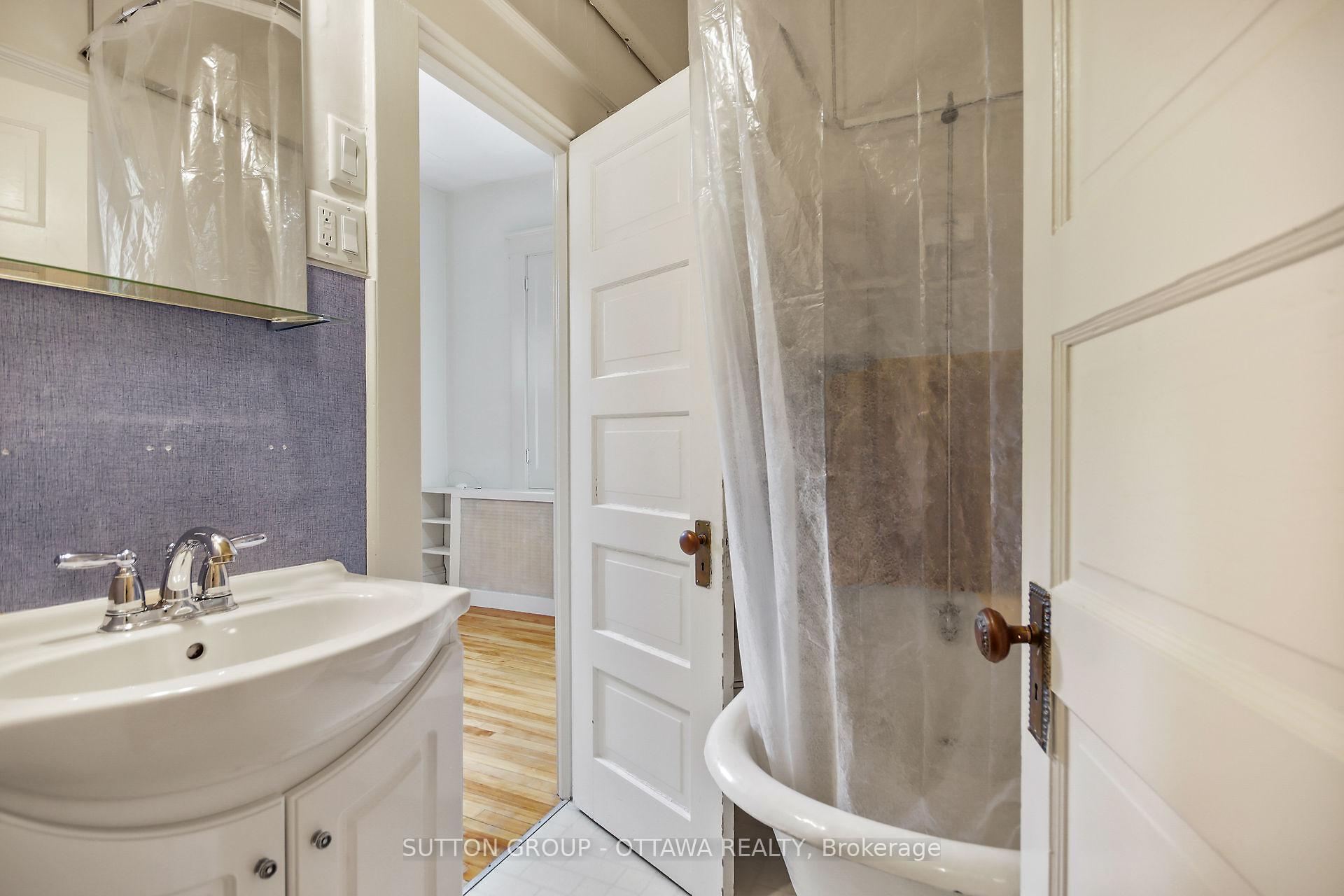 Photo 13 of 124 Fourth Avenue, Ottawa, Glebe — HOMEH