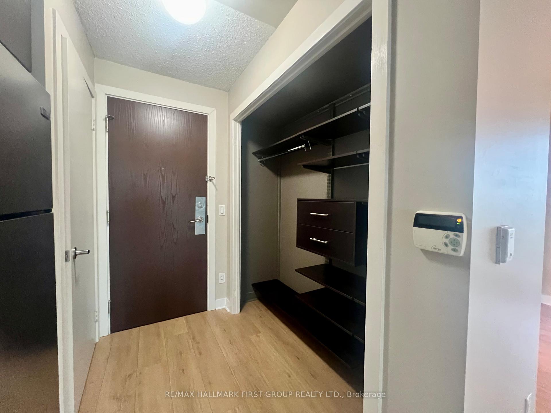 Photo 2 of Unit 1111, 80 Western Battery Road, Toronto, Niagara — HOMEH