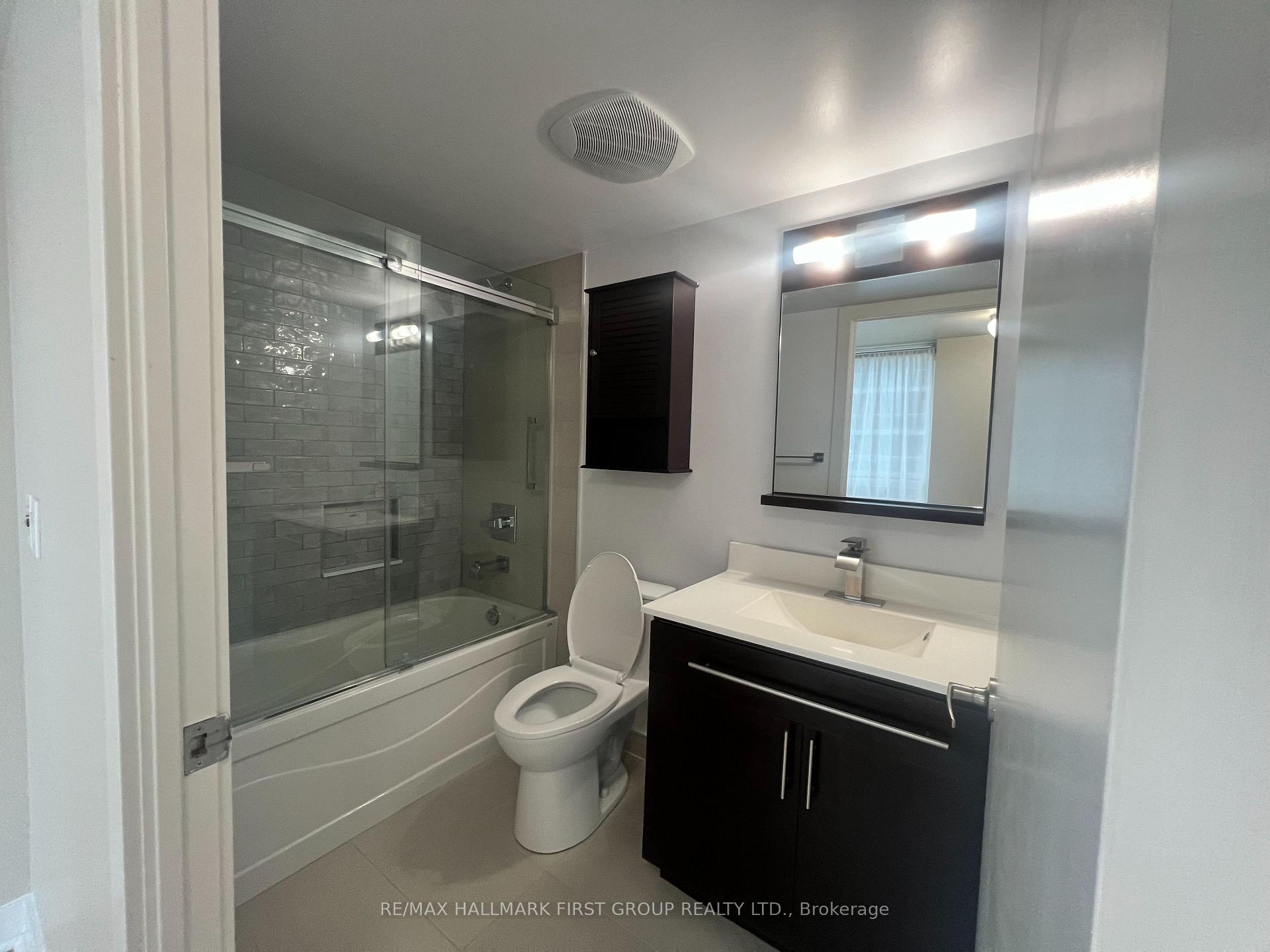 Photo 13 of Unit 1111, 80 Western Battery Road, Toronto, Niagara — HOMEH