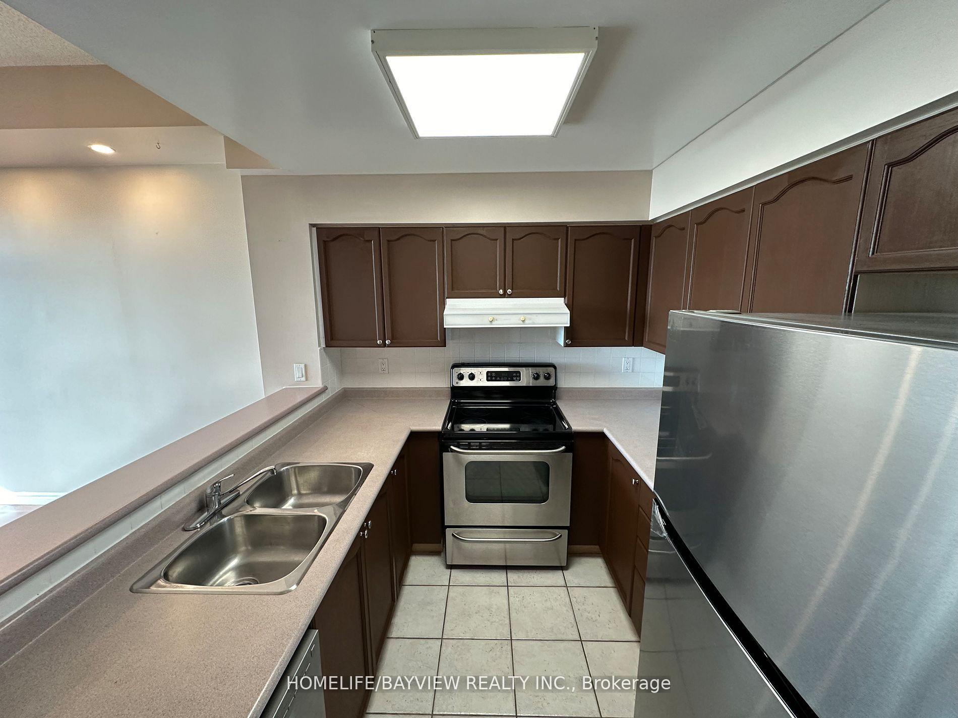 Photo 3 of Unit Ph107, 5 Emerald Lane, Vaughan, Crestwood-Springfarm-Yorkhill — HOMEH