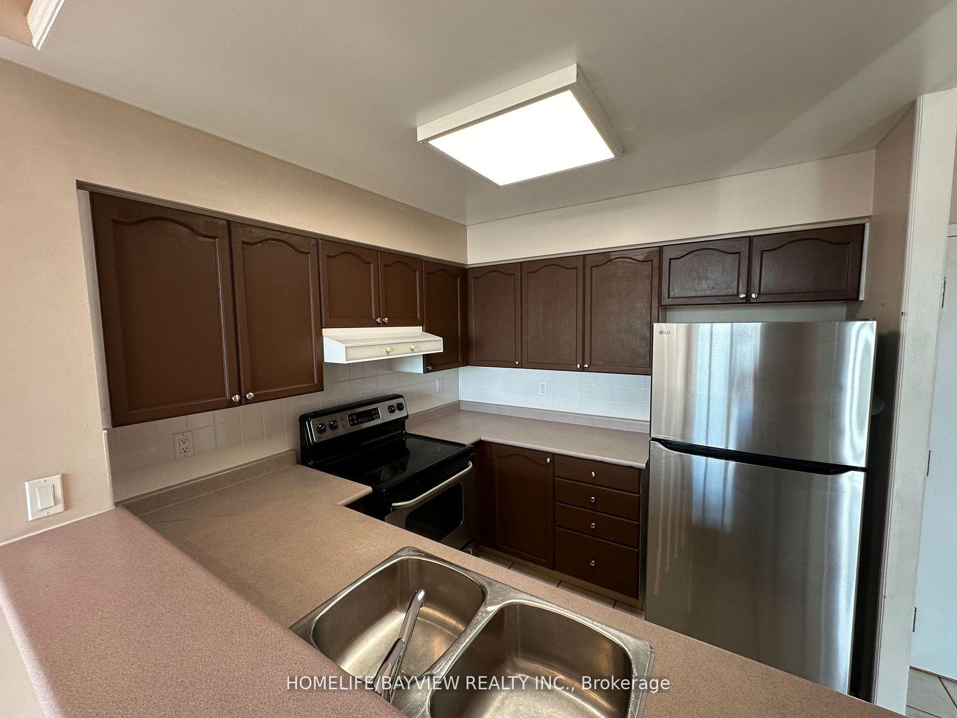Photo 4 of Unit Ph107, 5 Emerald Lane, Vaughan, Crestwood-Springfarm-Yorkhill — HOMEH