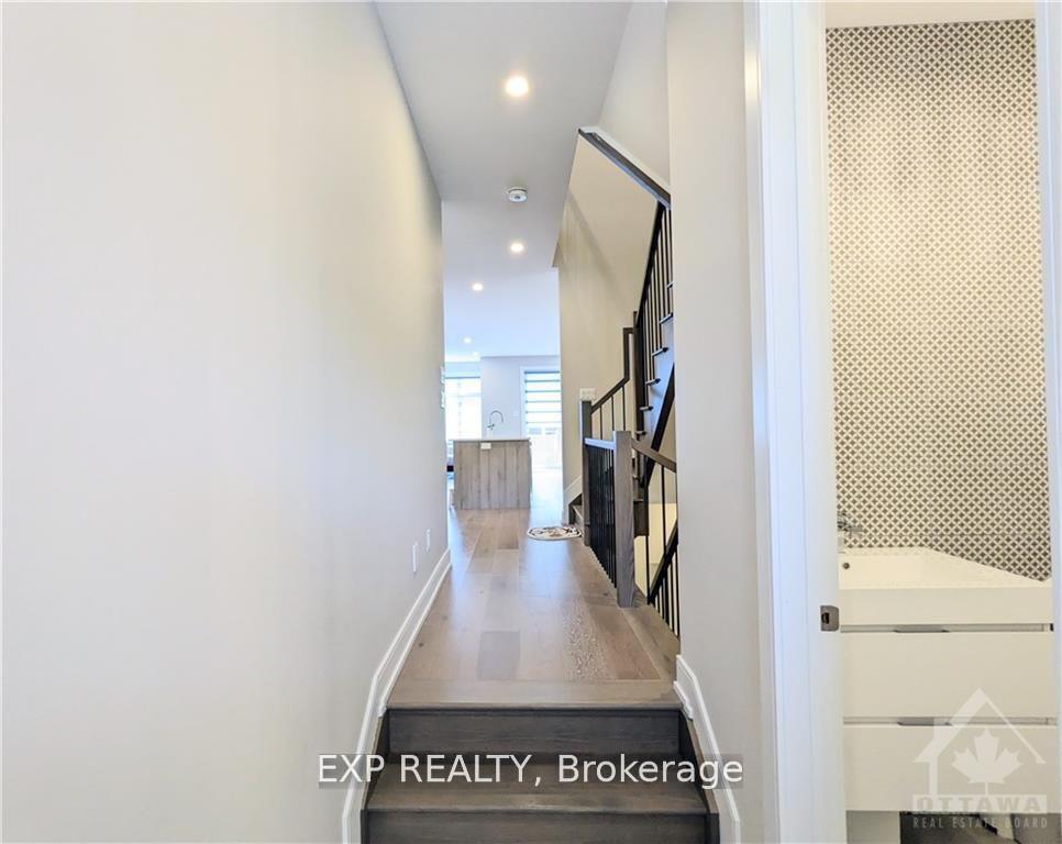 Photo 2 of 215A Royal Avenue, Ottawa, Westboro West — HOMEH
