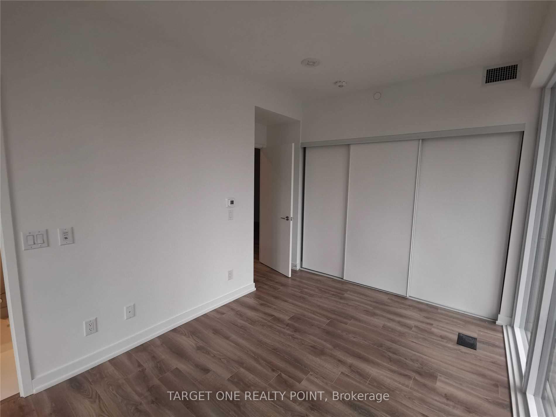 Photo 6 of Unit 1010, 20 Edward Street, Toronto, Bay Street Corridor — HOMEH