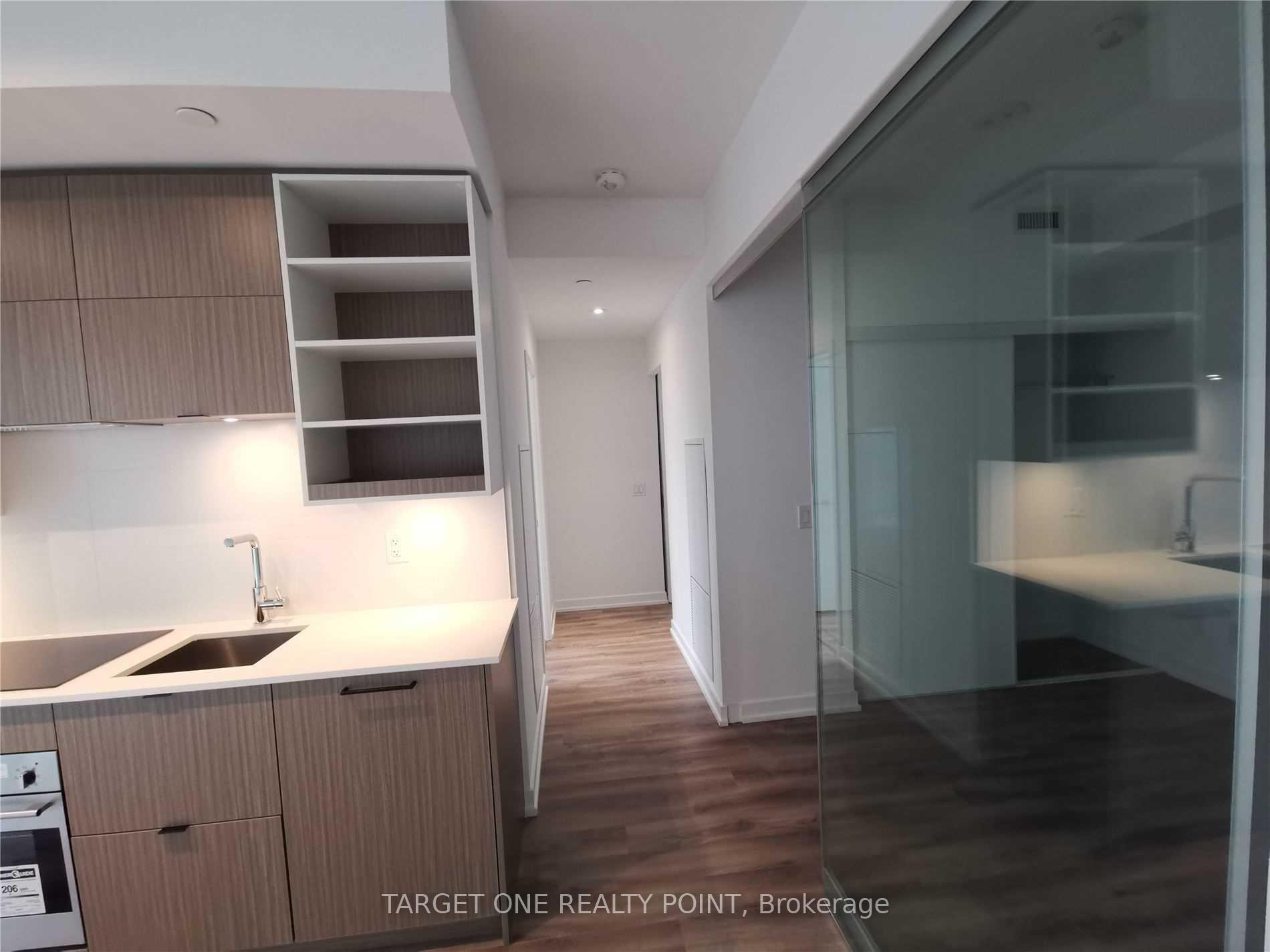 Photo 3 of Unit 1010, 20 Edward Street, Toronto, Bay Street Corridor — HOMEH