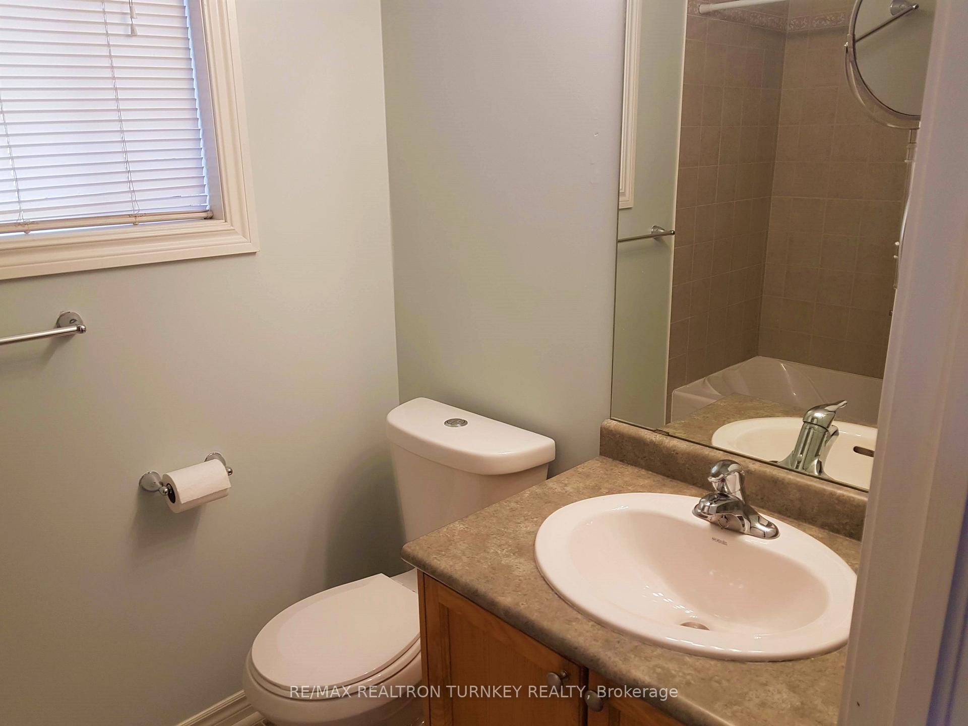 Photo 26 of 31 Michelle Drive, Barrie, Painswick South — HOMEH