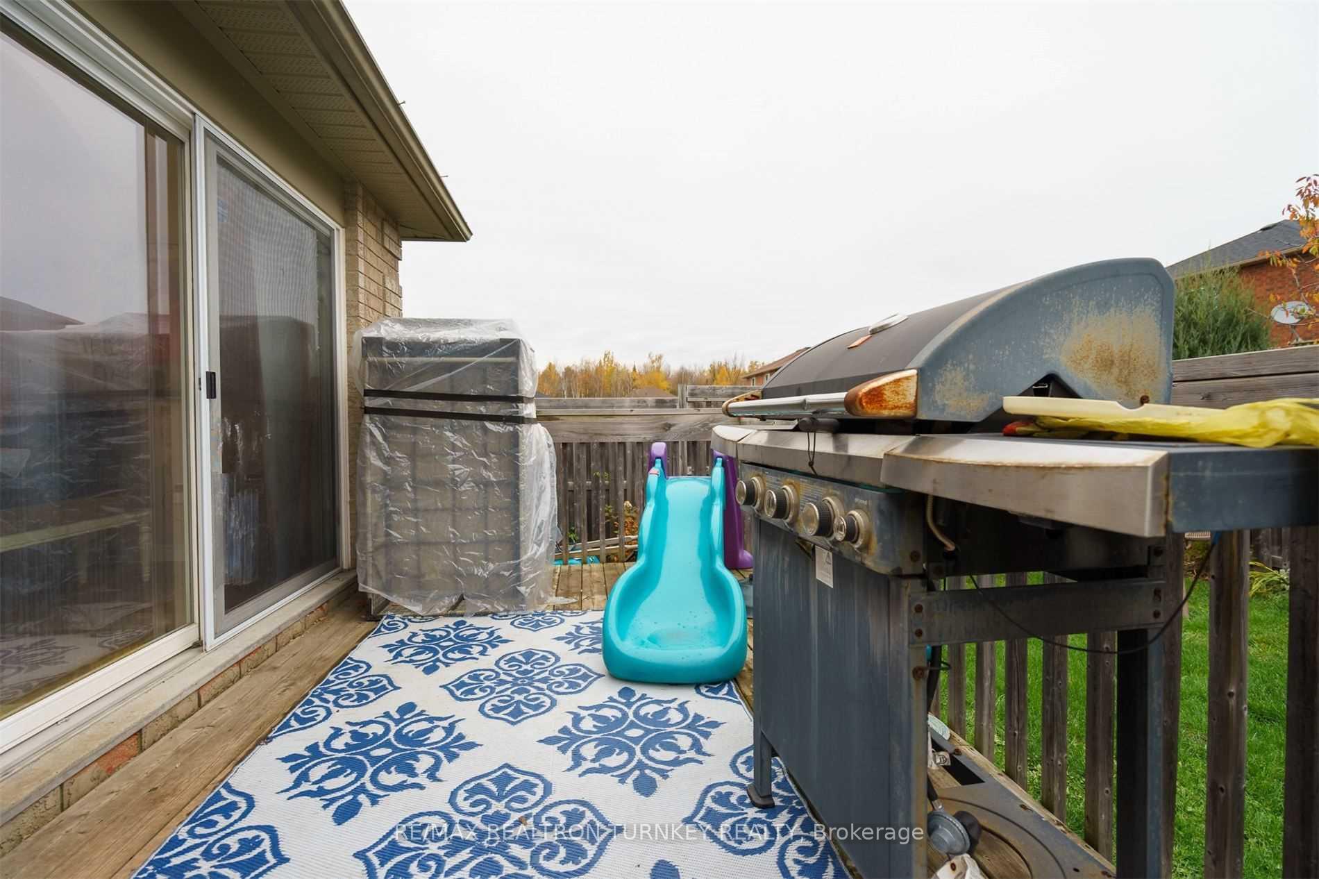 Photo 25 of 31 Michelle Drive, Barrie, Painswick South — HOMEH