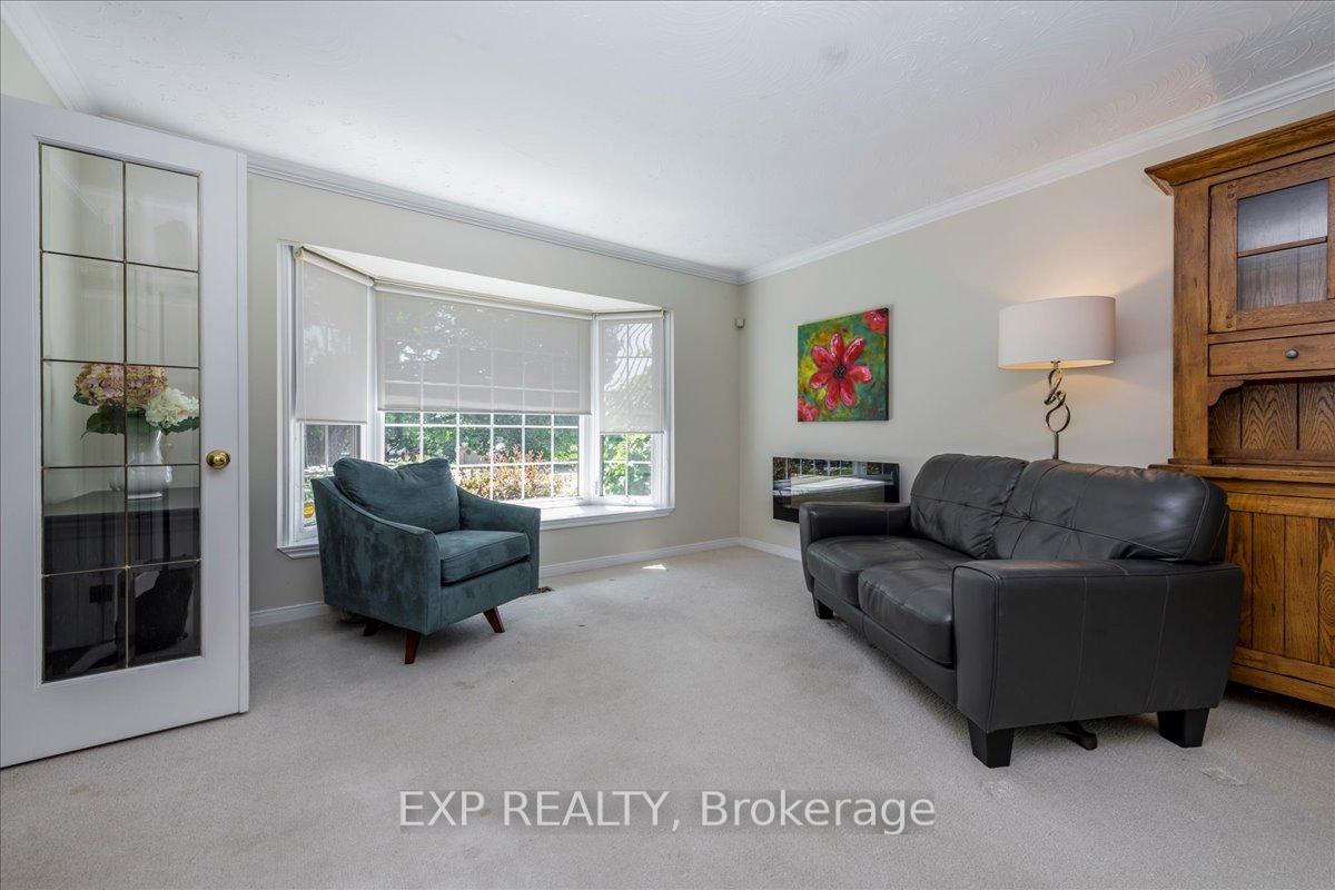 Photo 6 of 7 White Pine Place, Barrie, Codrington — HOMEH