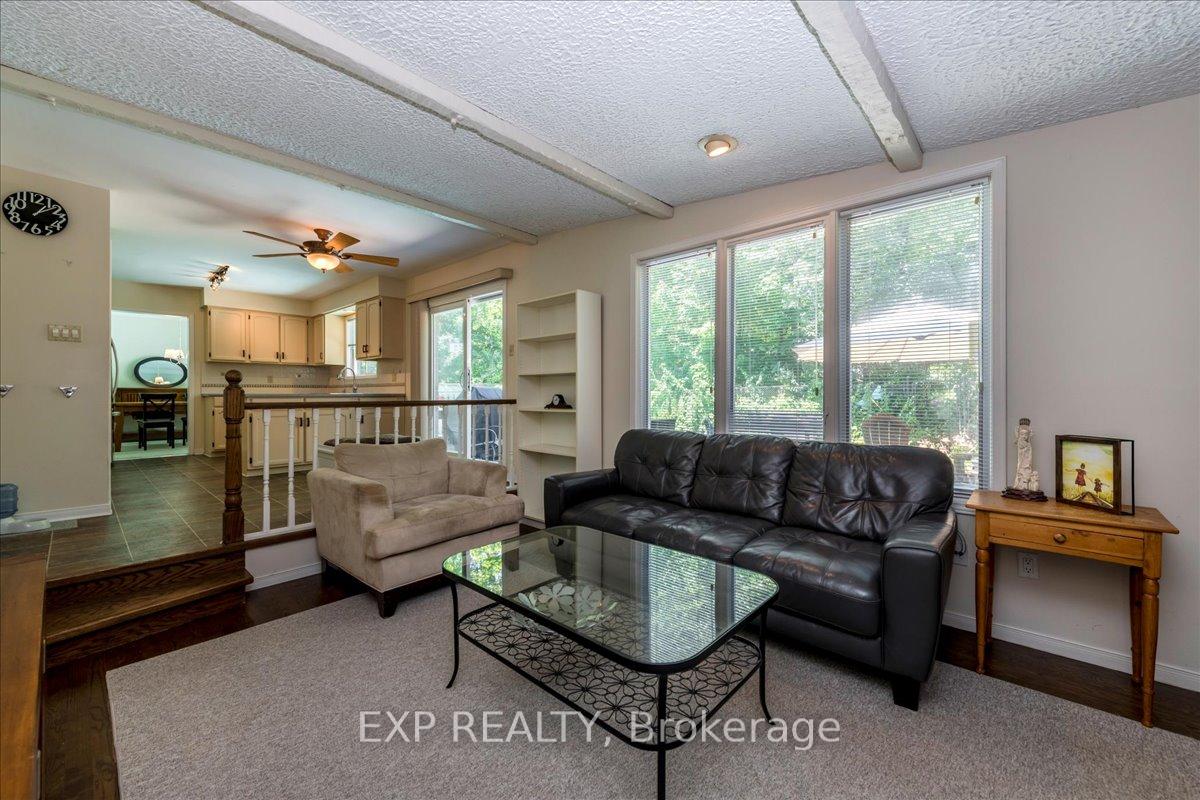 Photo 14 of 7 White Pine Place, Barrie, Codrington — HOMEH
