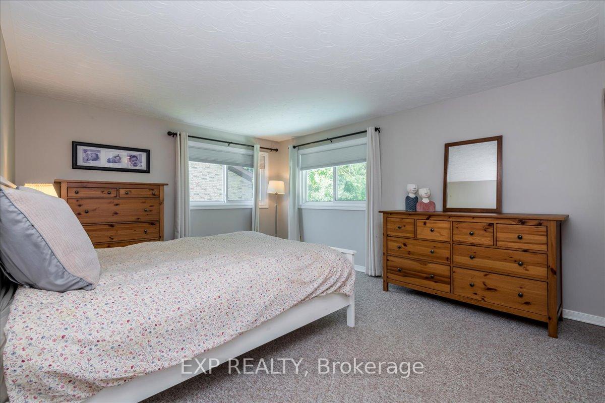 Photo 44 of 7 White Pine Place, Barrie, Codrington — HOMEH