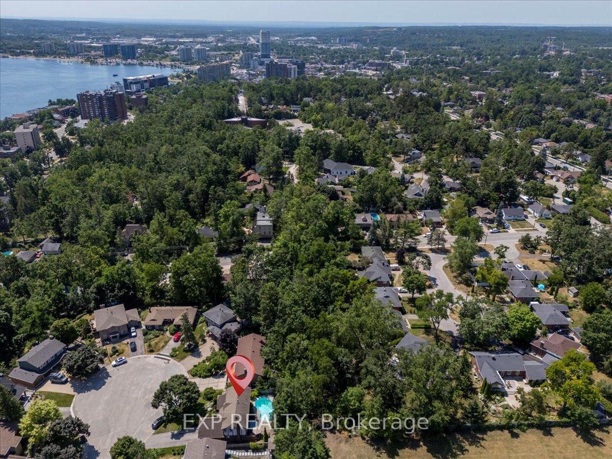 Photo 34 of 7 White Pine Place, Barrie, Codrington — HOMEH